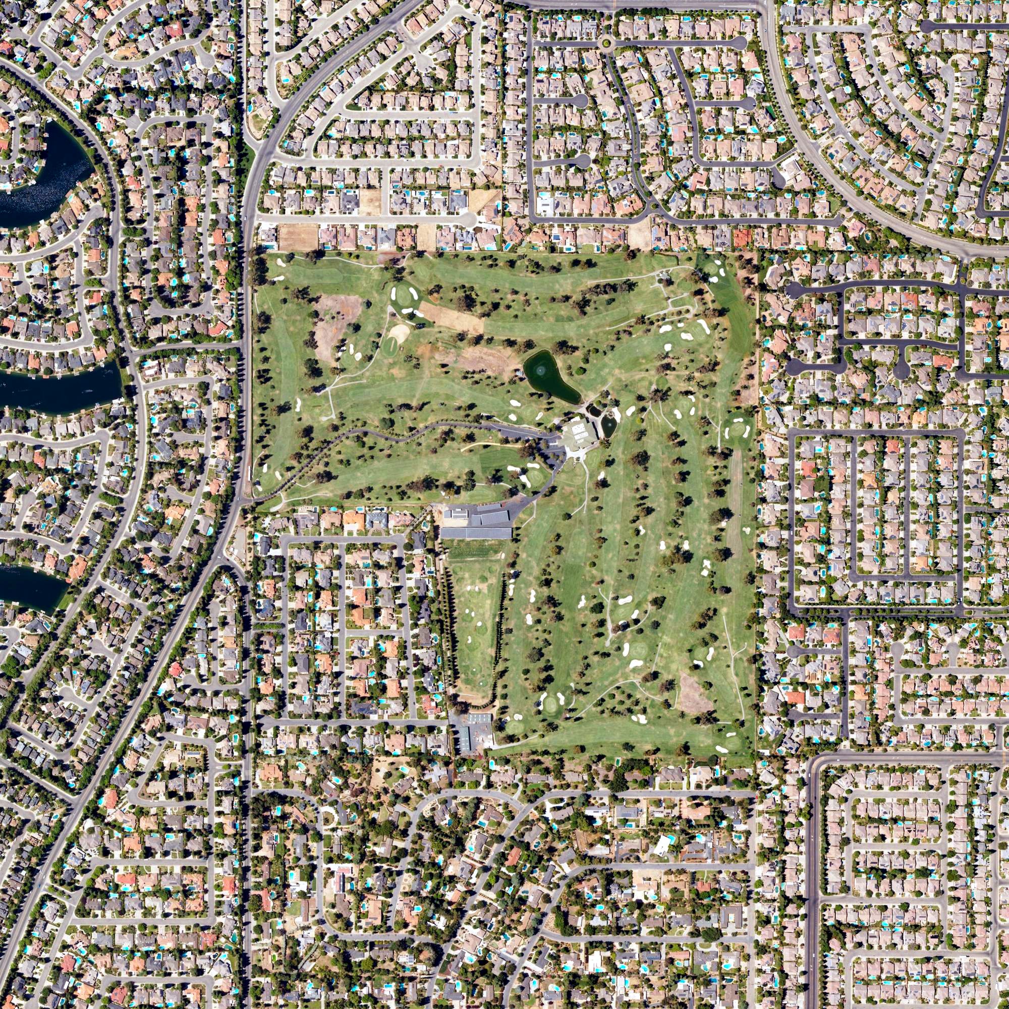 Aerial view of Fort Washington Golf & Country Club, CA
