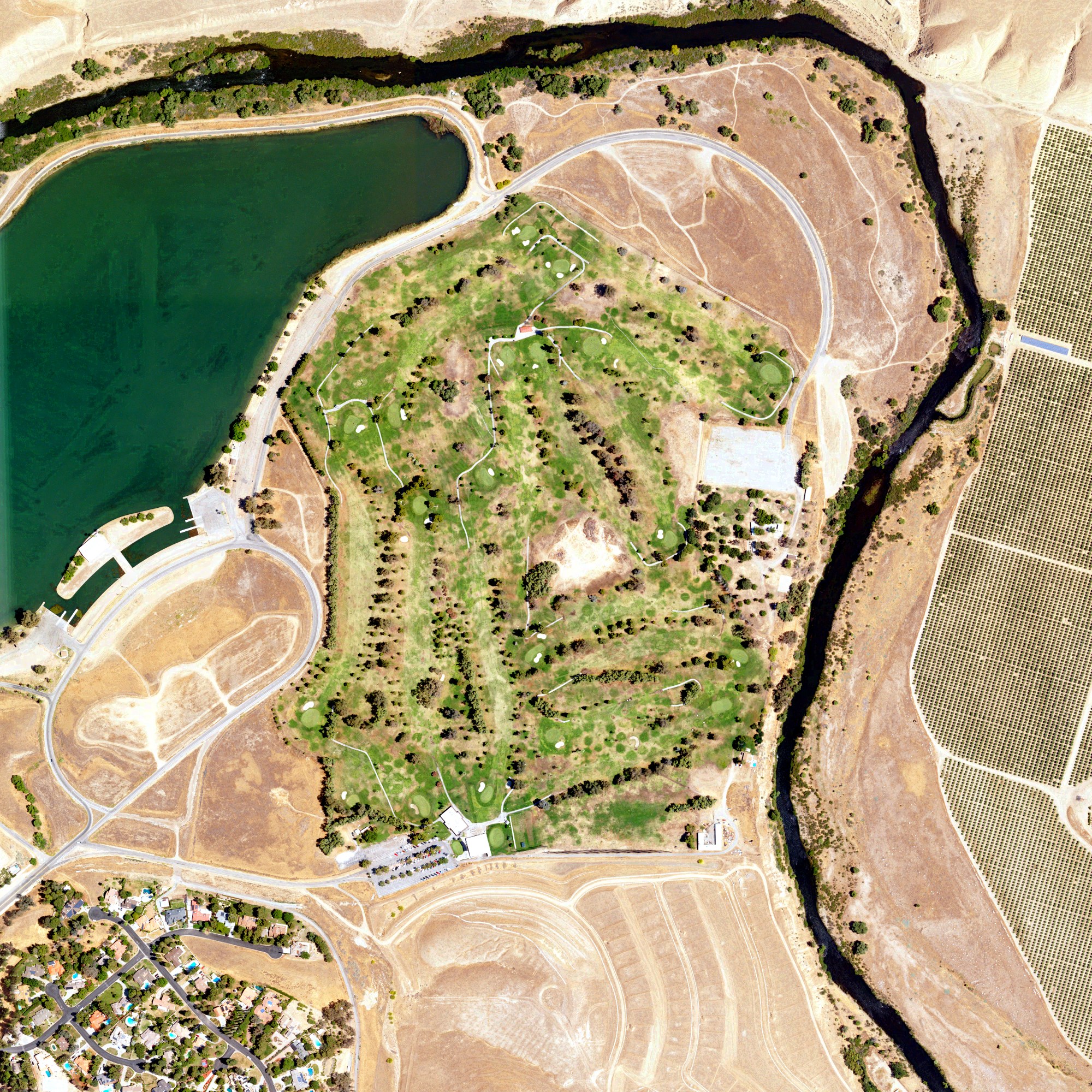 Aerial view of Kern River Golf Course, CA