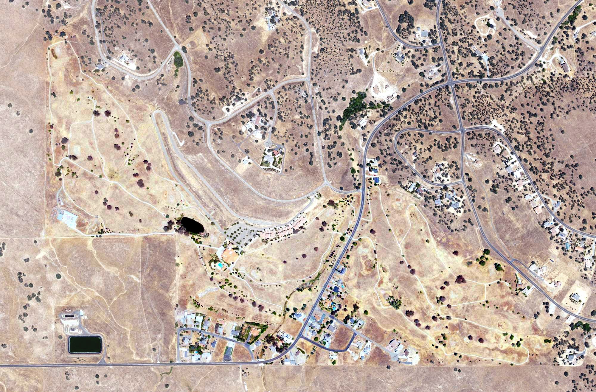 Aerial view of Lake Don Pedro Golf Course, CA