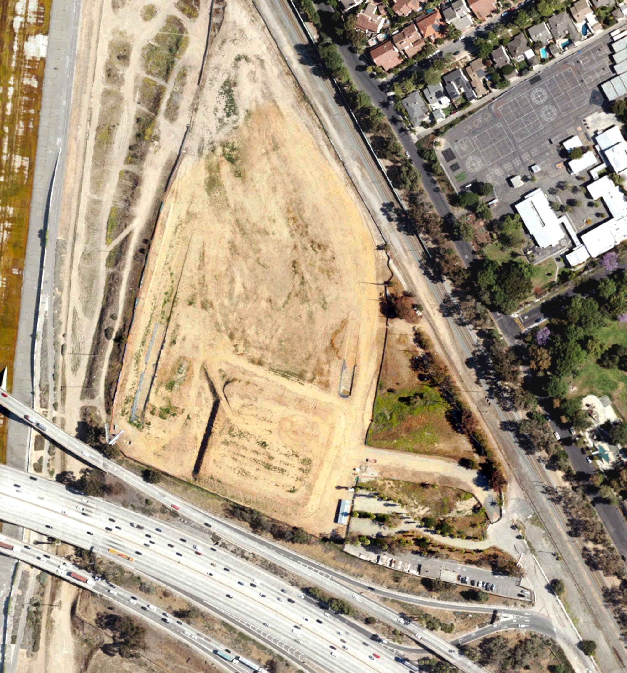 Aerial view of Long Beach Golf Learning Center, CA