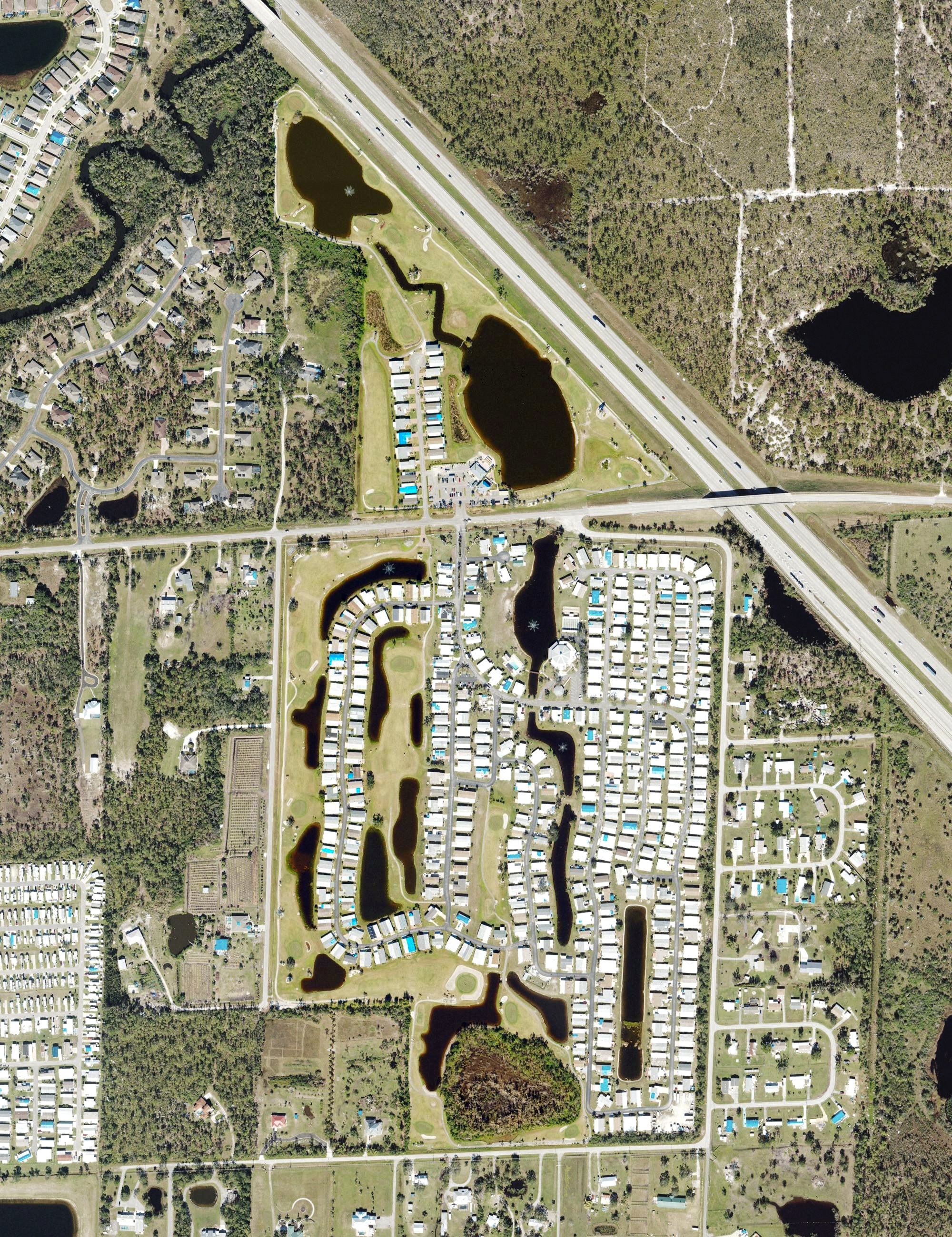 Aerial view of Blue Heron Pines, FL