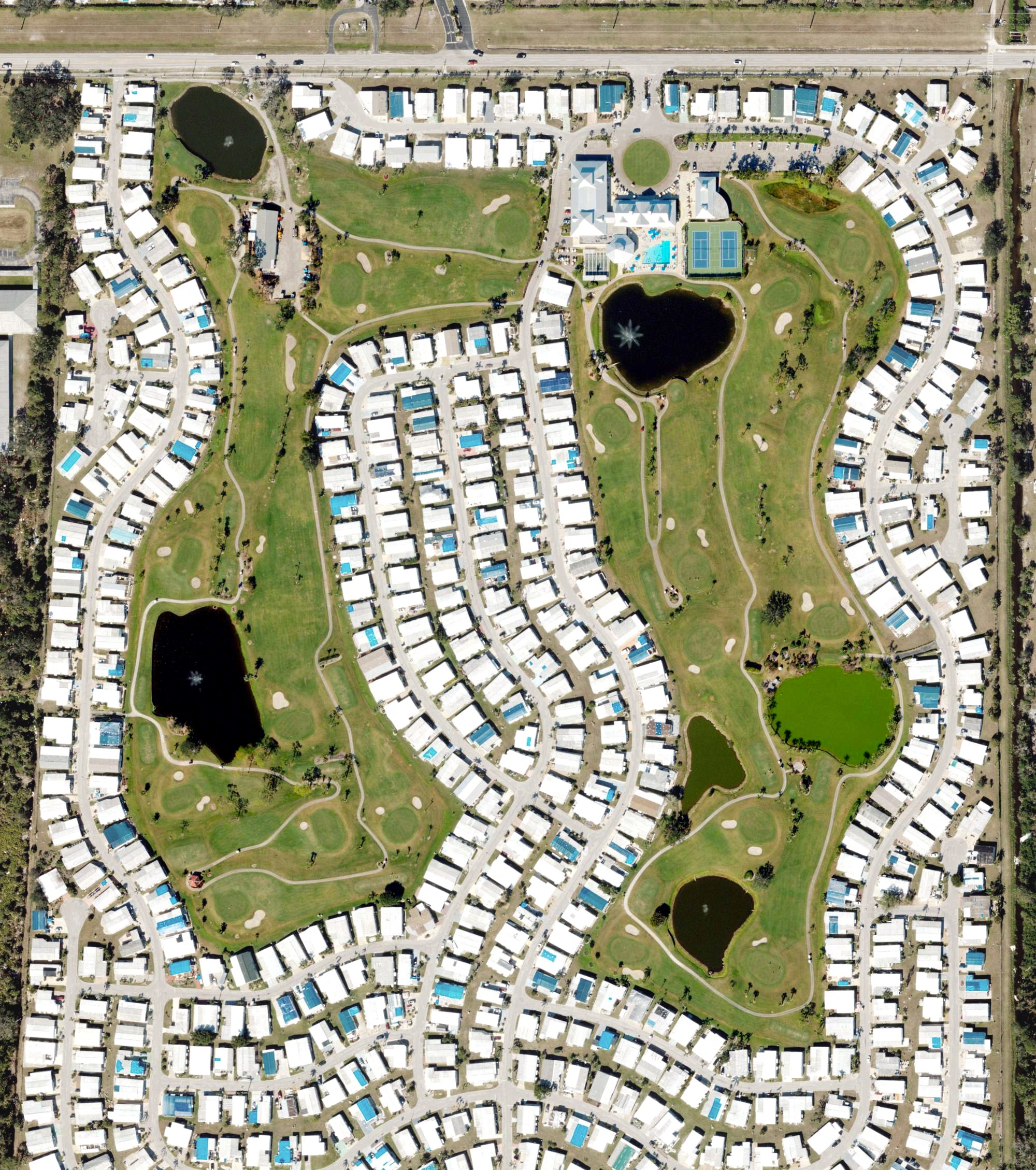 Aerial view of Six Lakes Country Club, FL