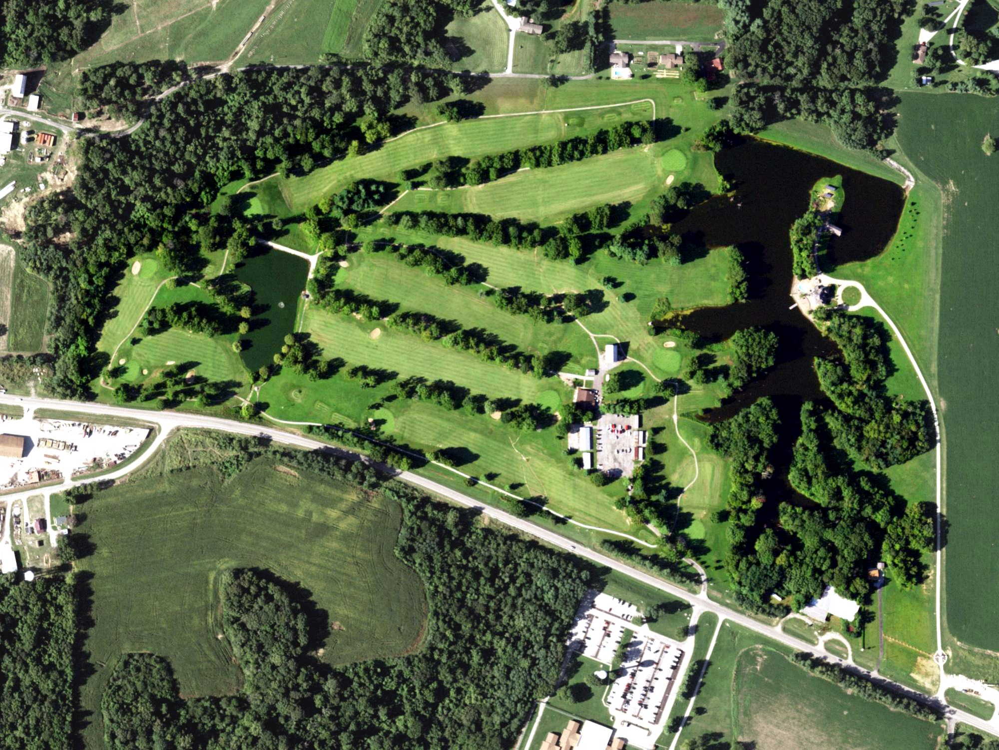 Aerial view of Chester Country Club, IL