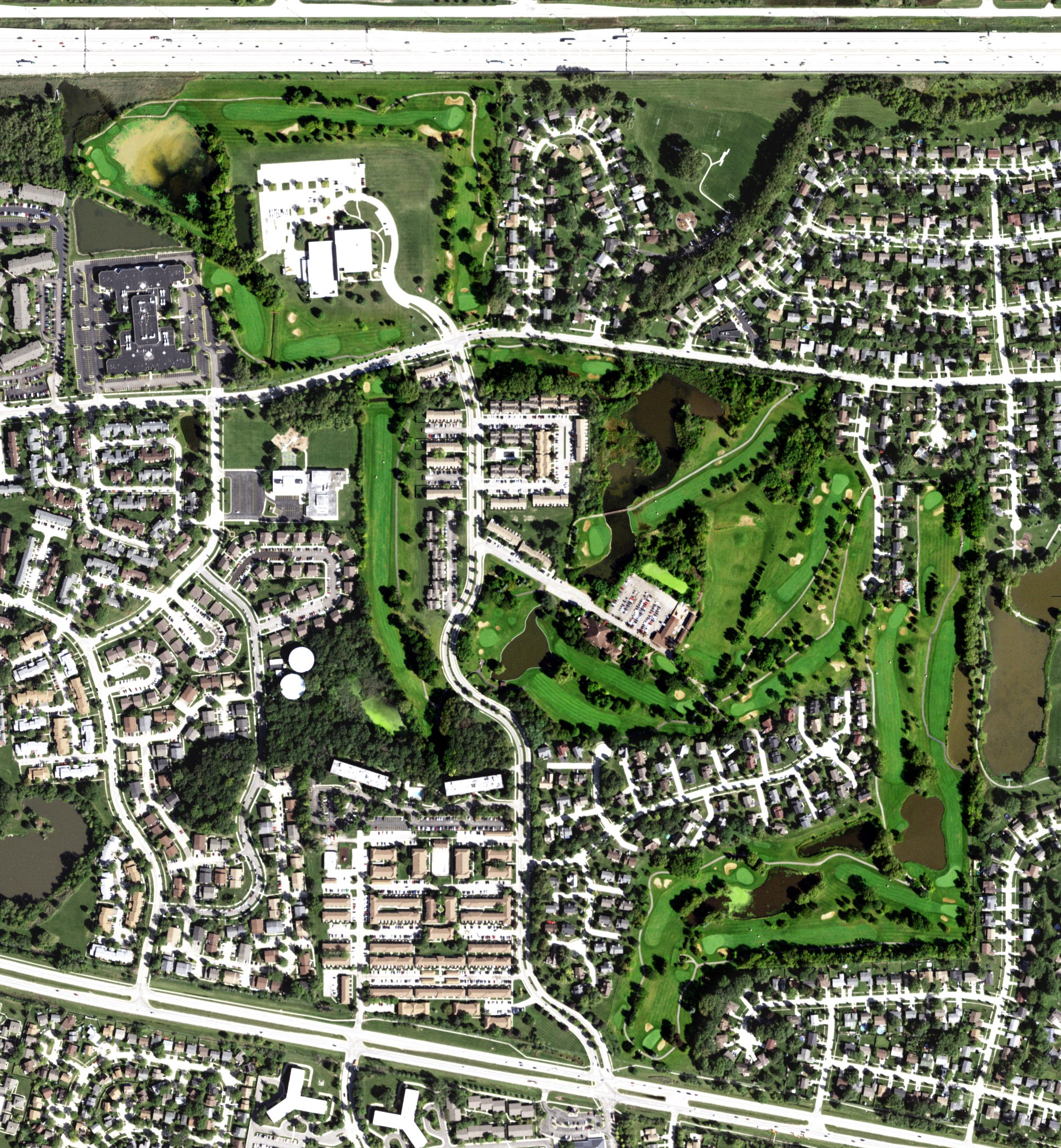 Aerial view of Hilldale Golf Club, IL