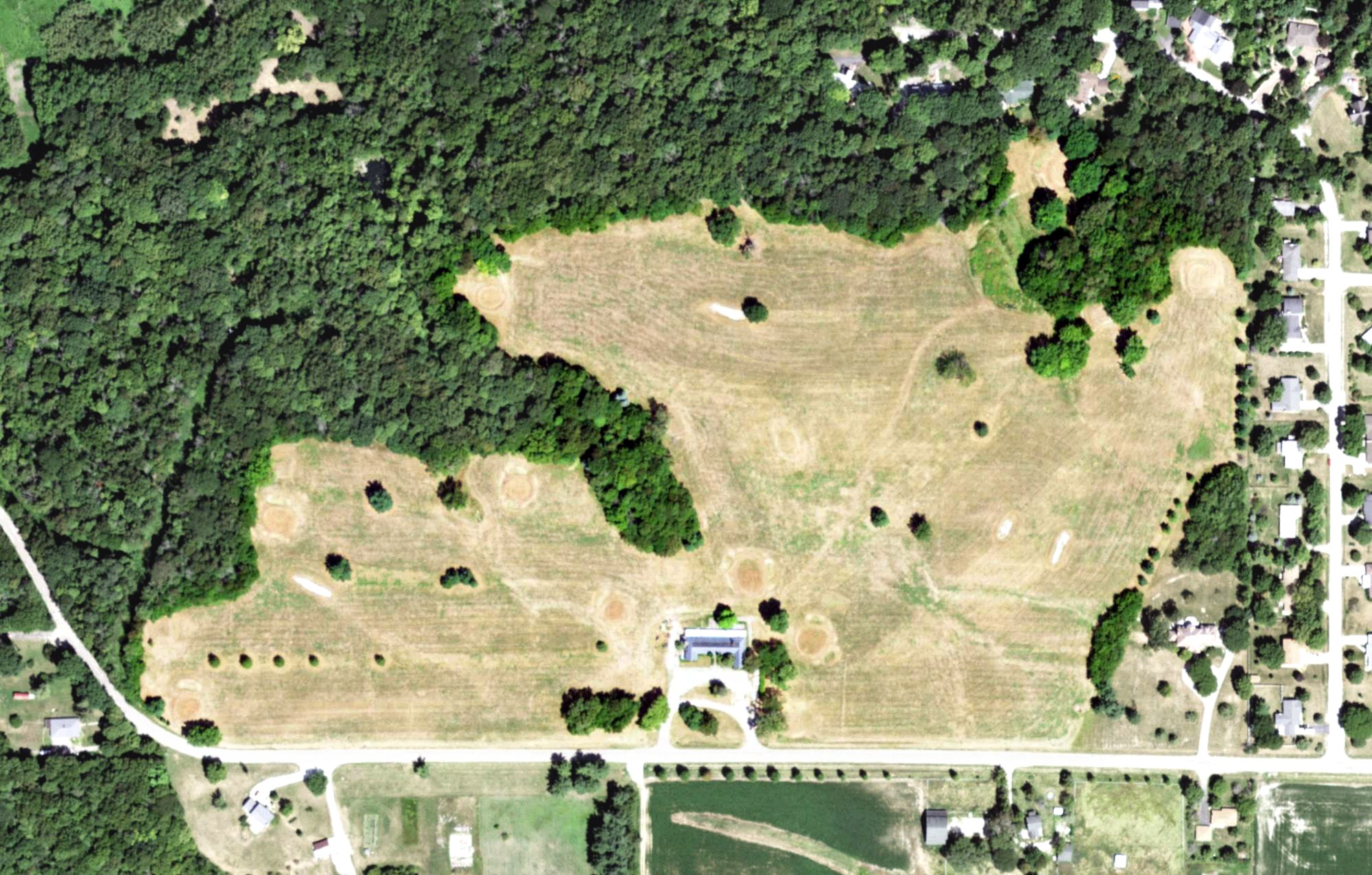 Aerial view of South Bluff Country Club, IL