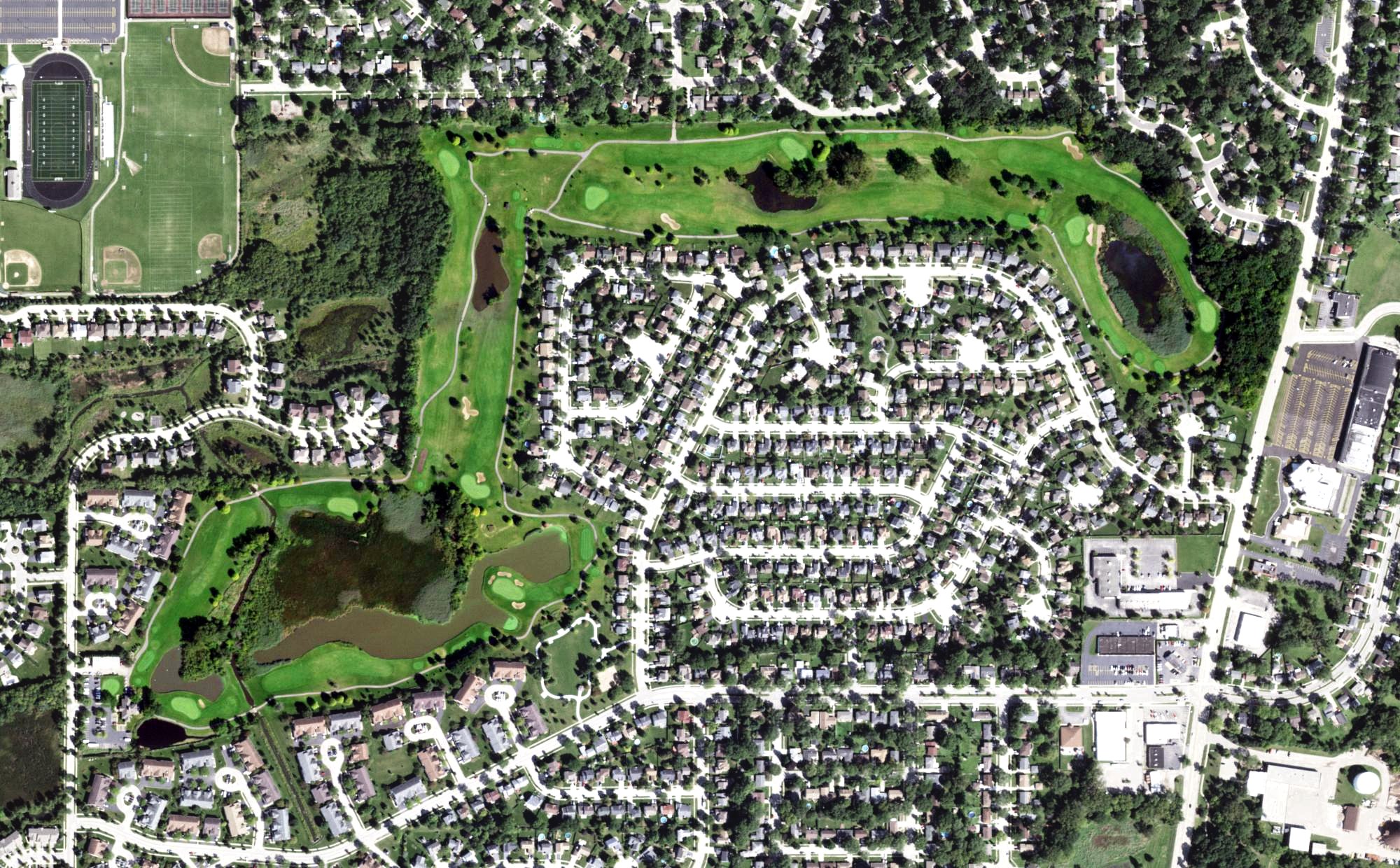 Aerial view of Streamwood Oaks Golf Club, IL