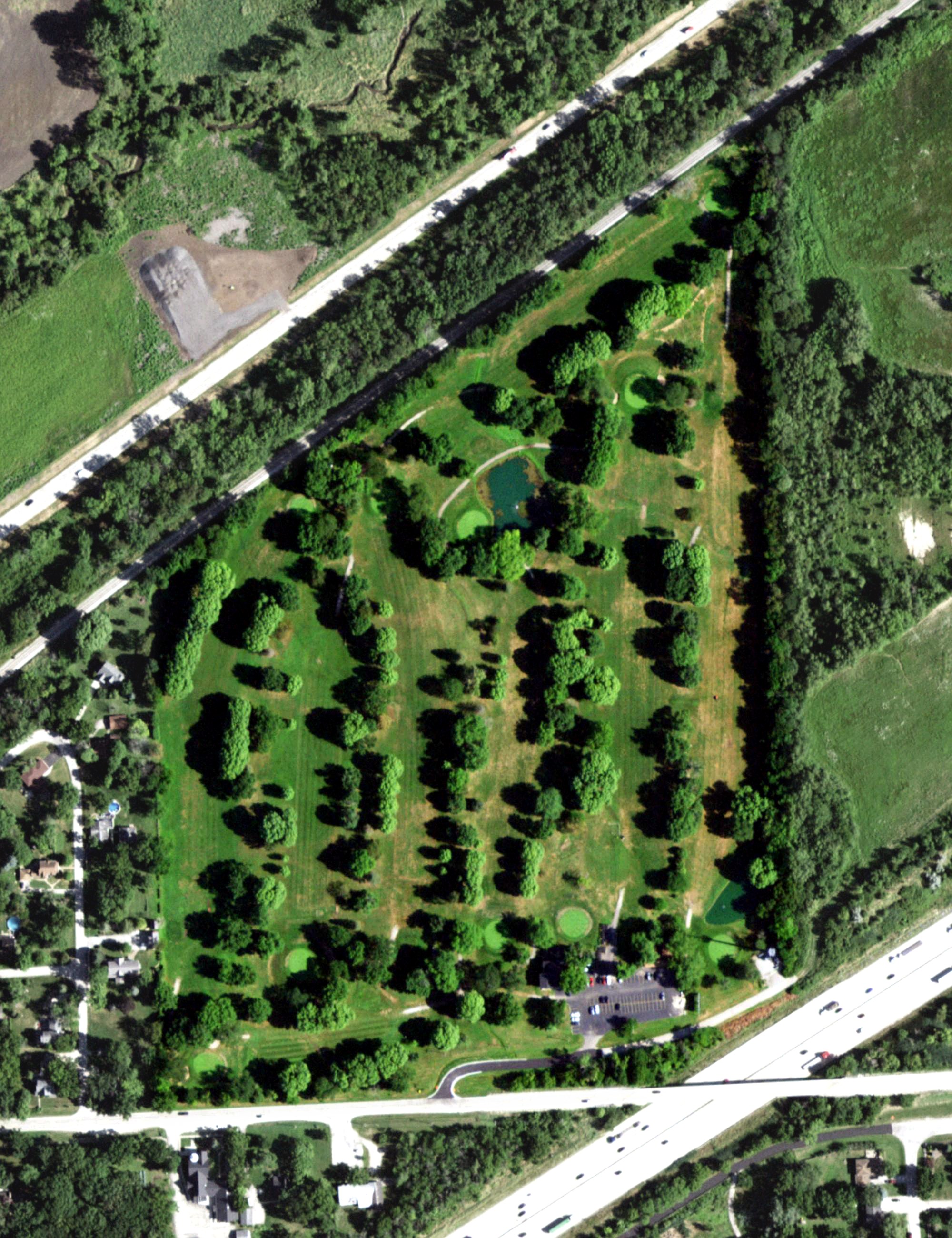 Aerial view of Willow Run Golf Course, IL