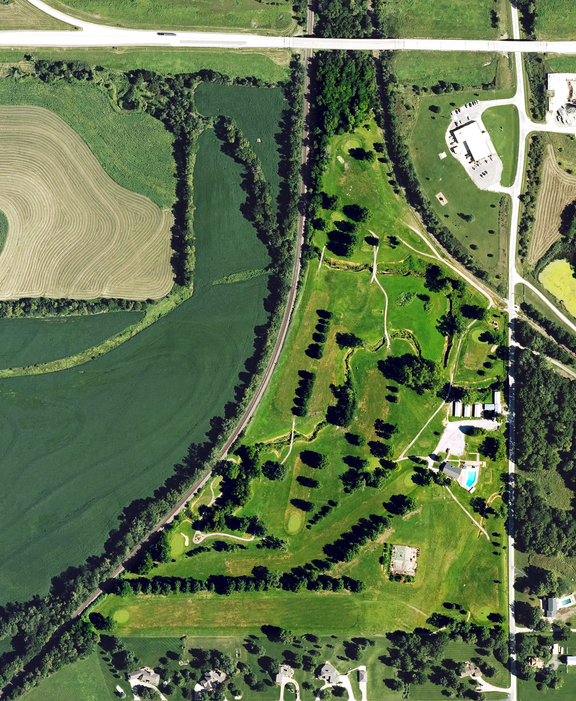 Aerial view of Hiawatha Country Club, KS