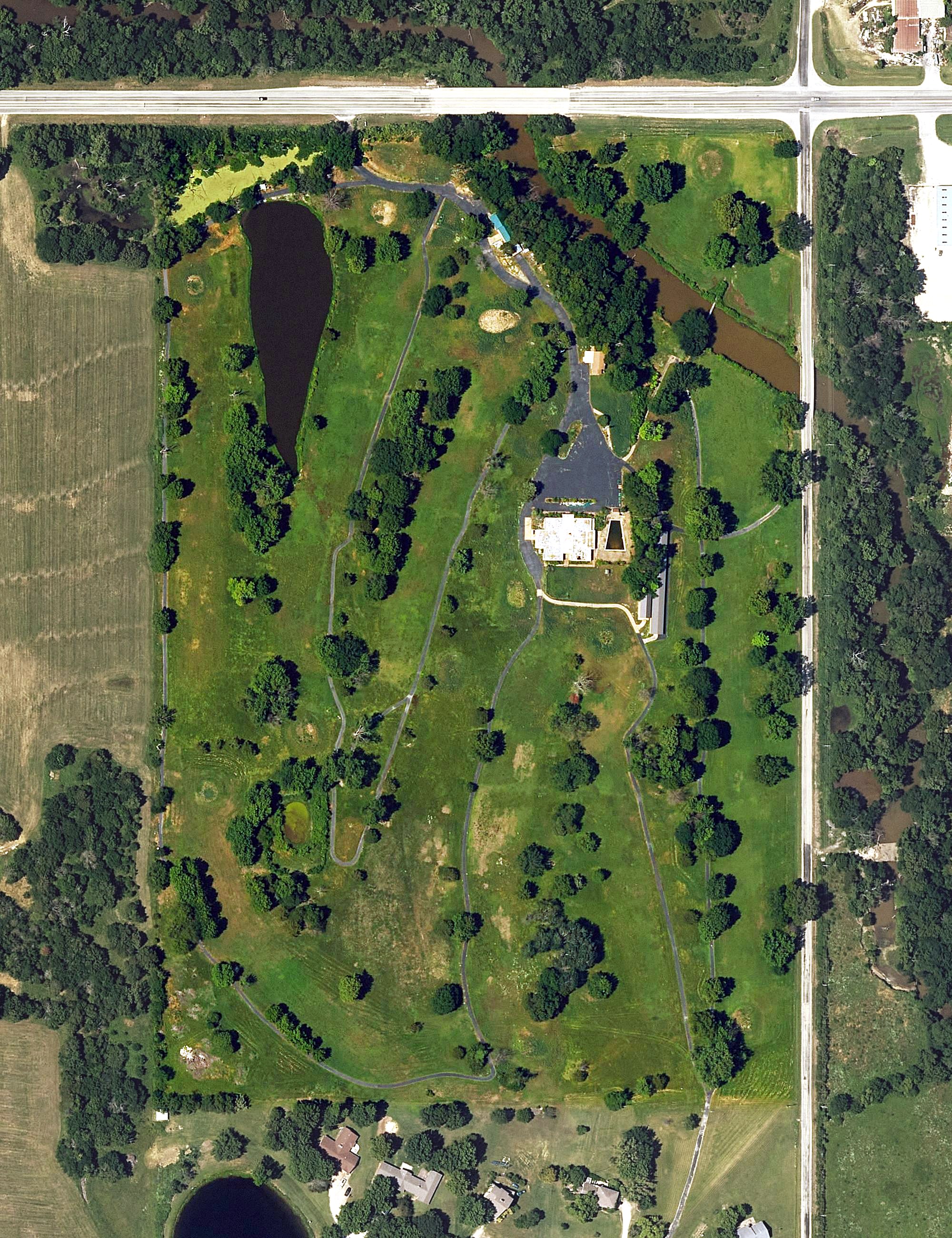 Aerial view of Parsons Country Club, KS
