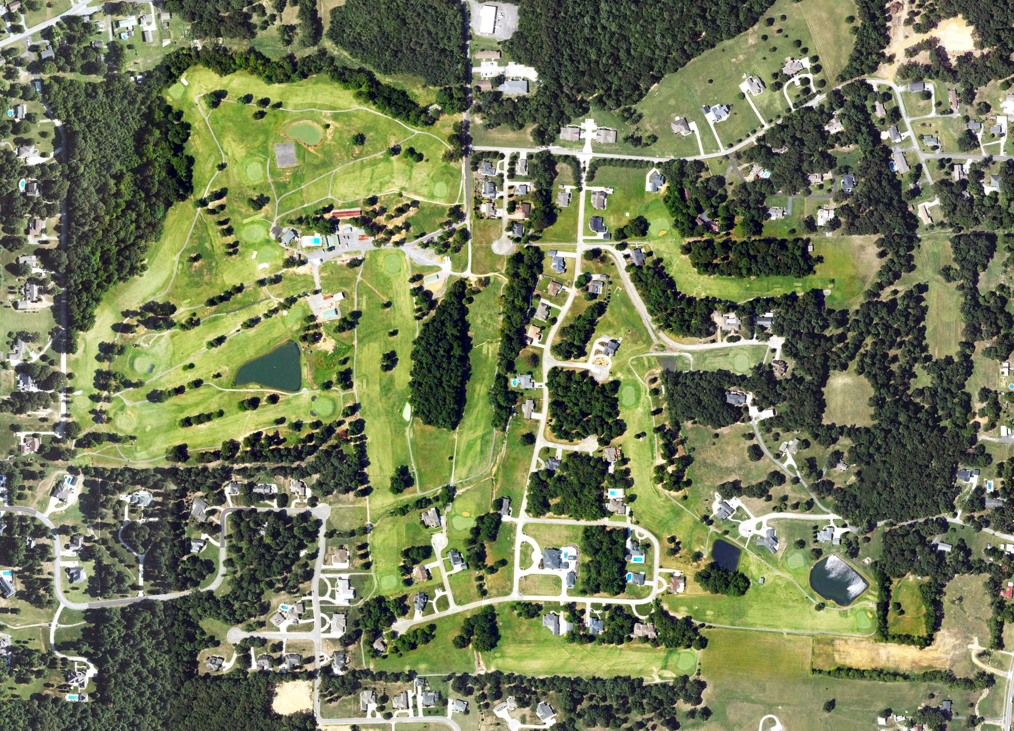 Aerial view of Benton Golf & Country Club, KY
