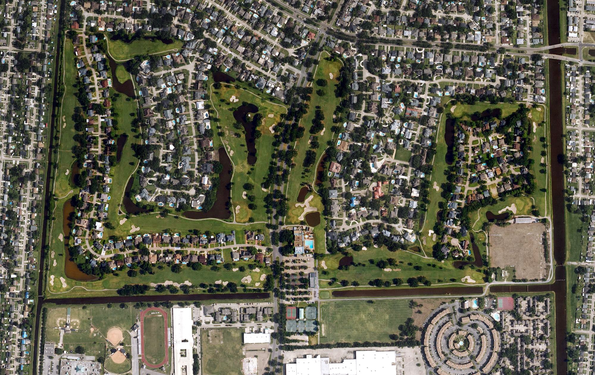 Aerial view of Chateau Golf & Country Club, LA