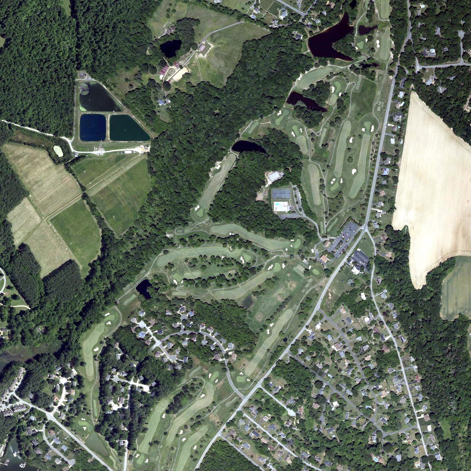 Aerial view of Breton Bay Golf Course, MD