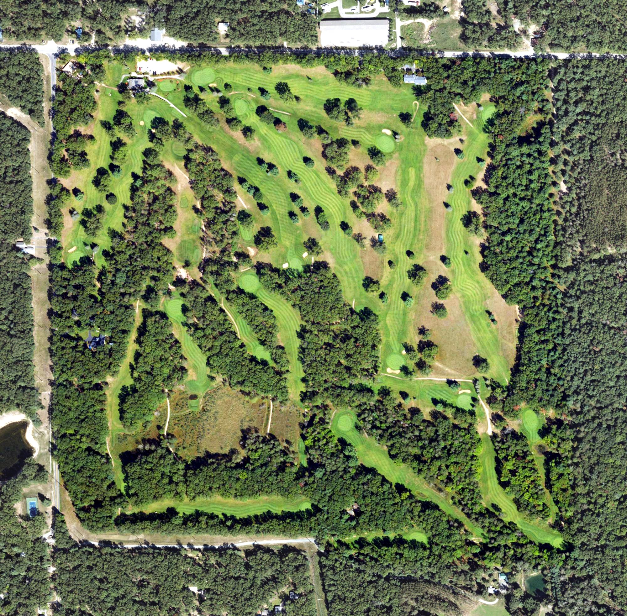 Aerial view of Marquette Trails Country Club, MI