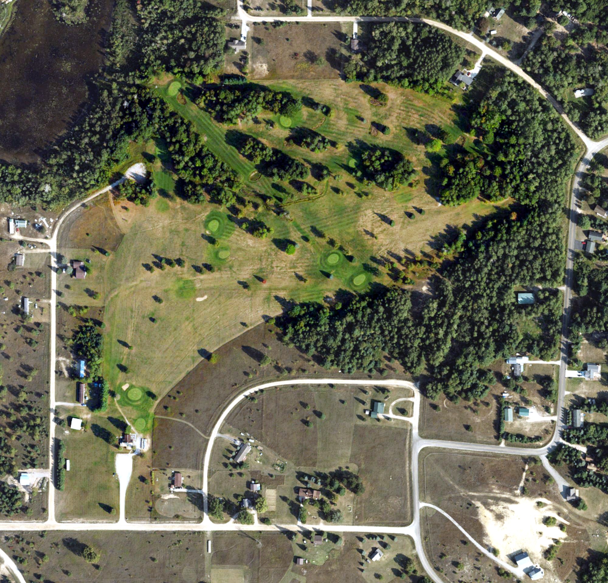 Aerial view of Wildwood Lake Golf Course, MI