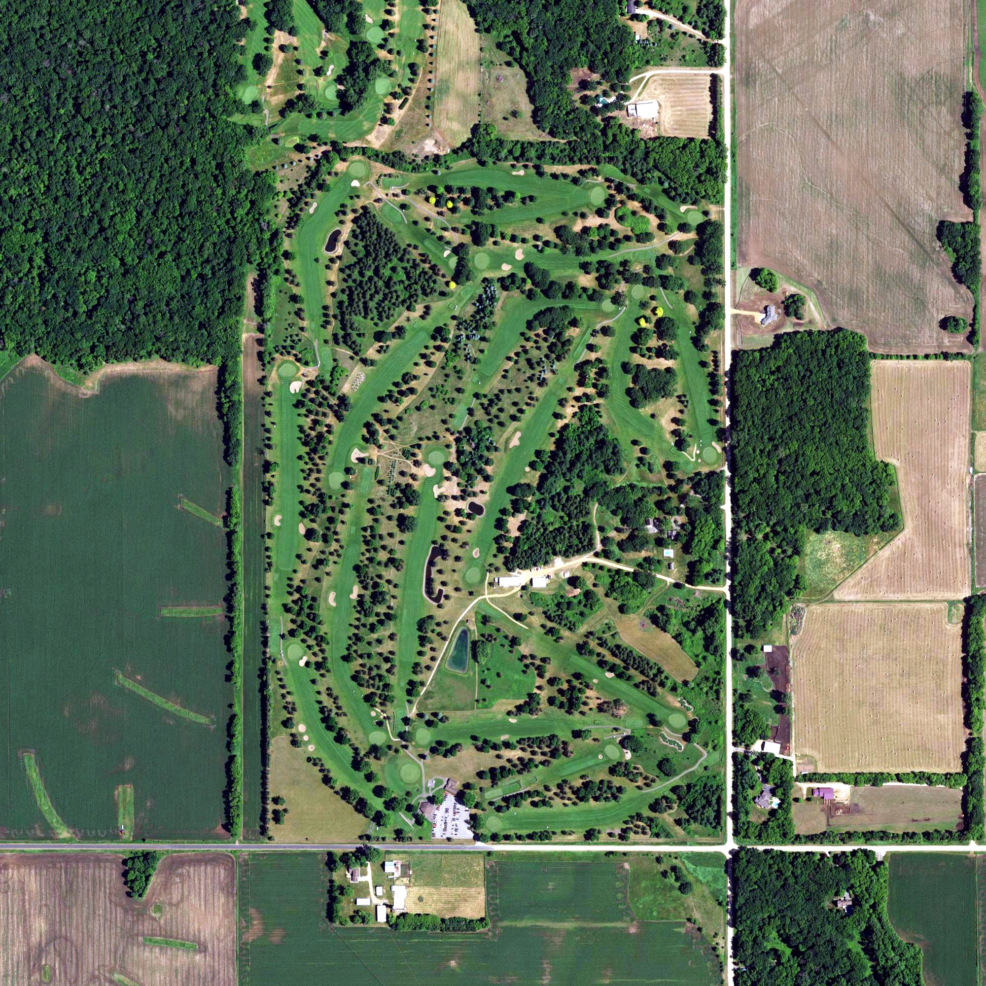 Aerial view of Bellwood Oaks Golf Course, MN