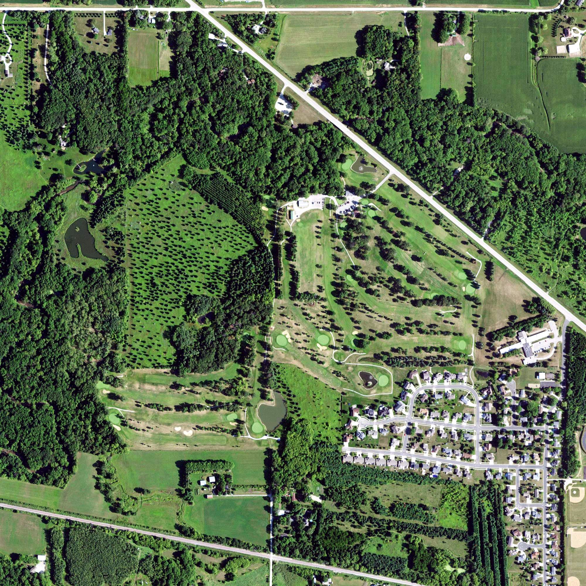 Aerial view of Dodge Country Club, MN