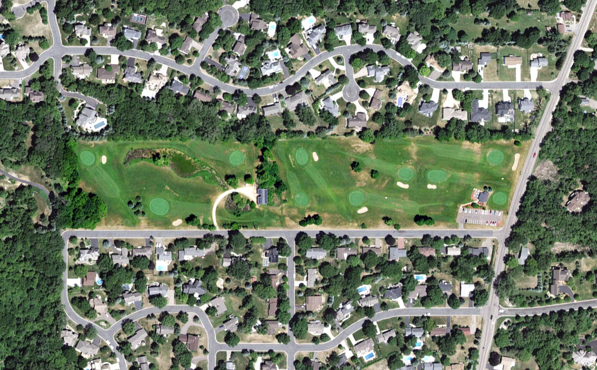 Aerial view of Mendota Heights Par 3 Golf Course, MN