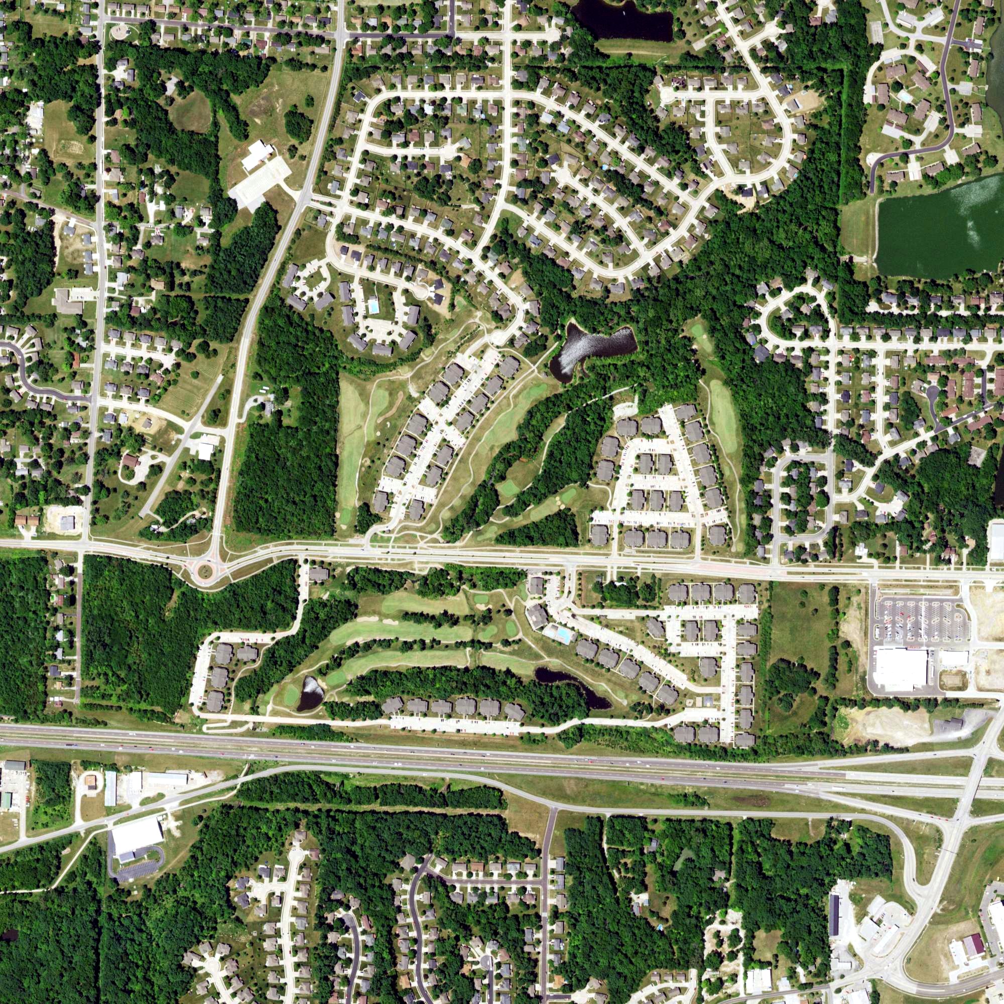 Aerial view of The Links Golf & Country Club, MO
