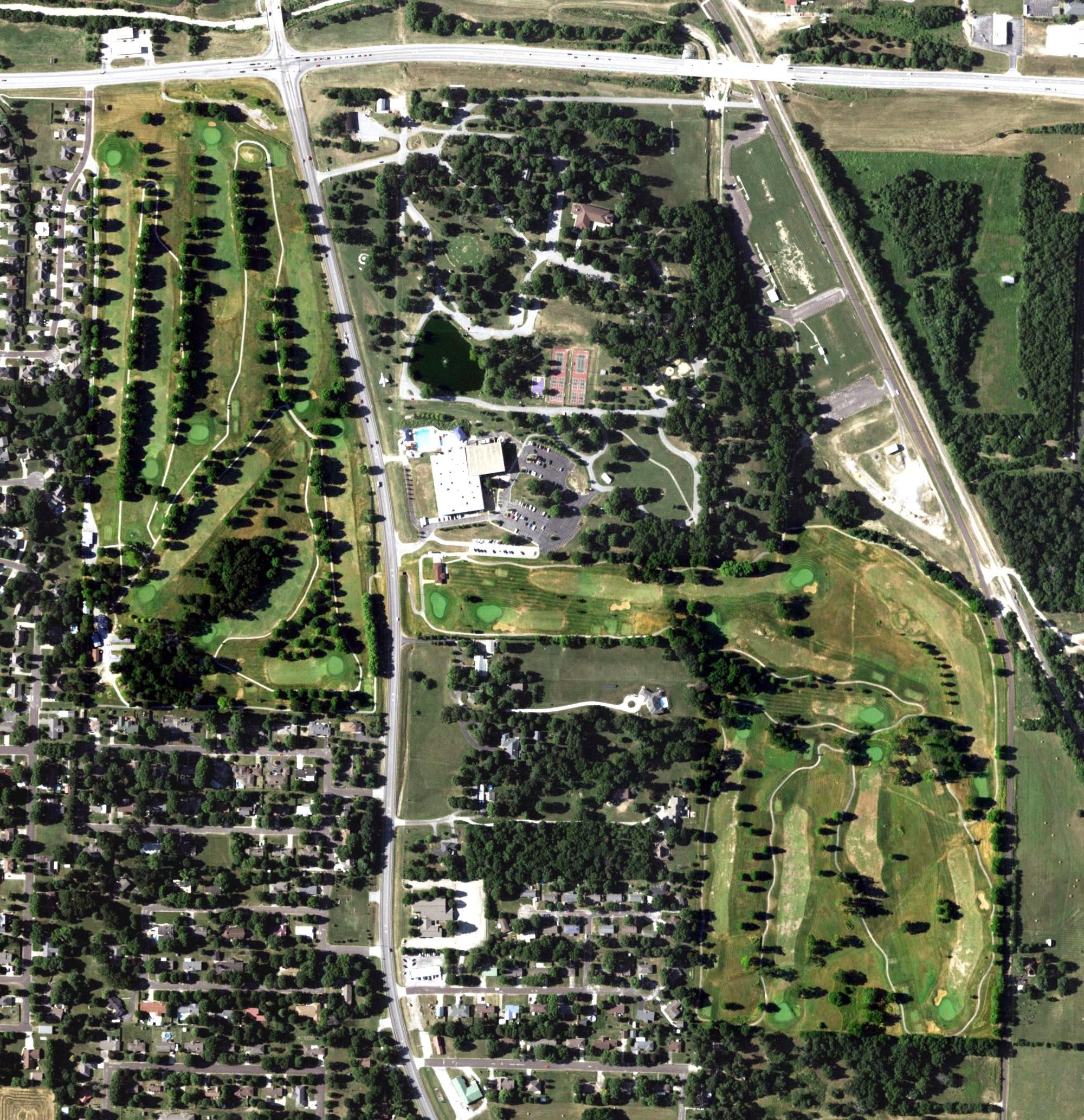 Aerial view of Windmill Ridge Golf Course, MO