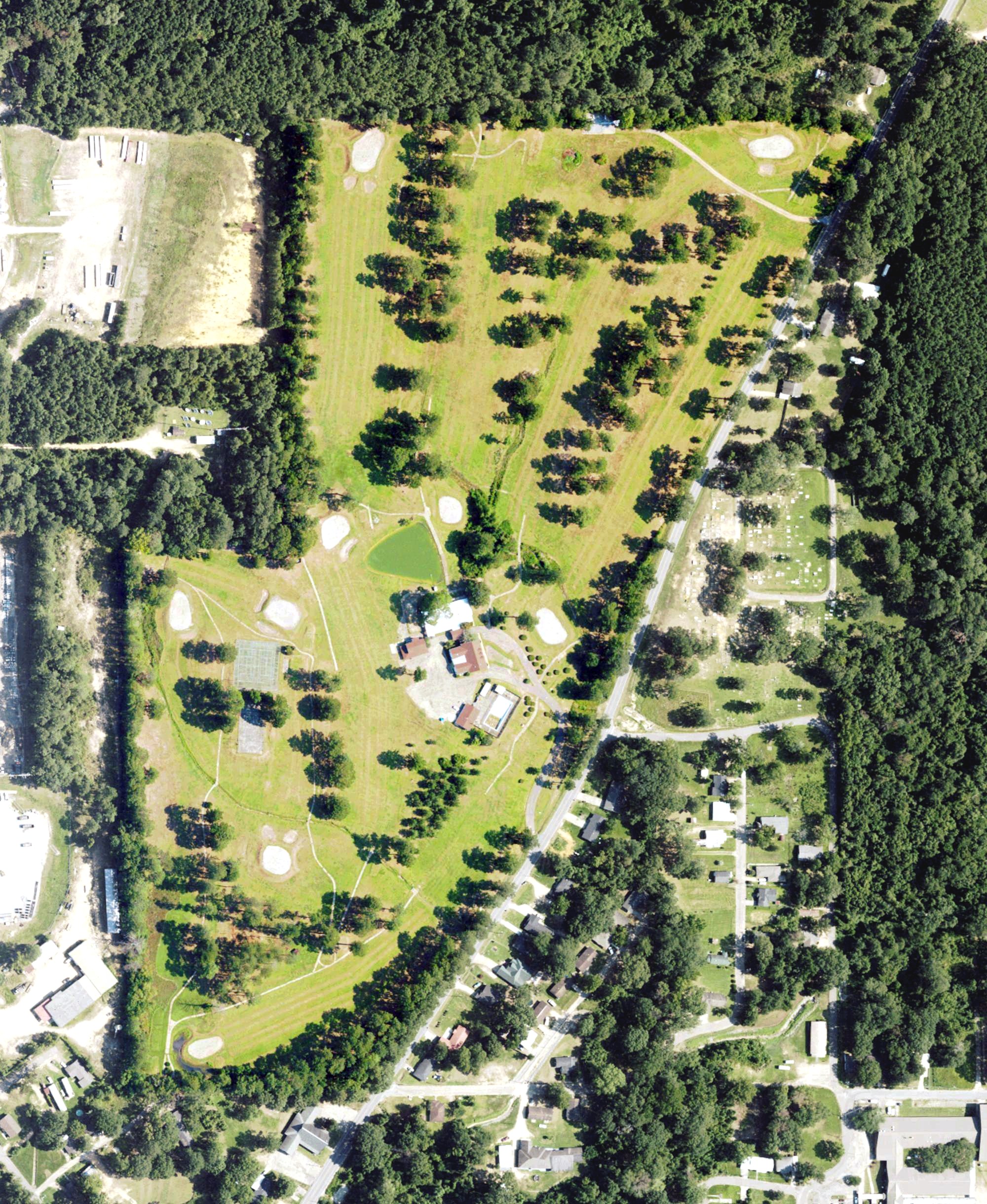 Aerial view of Country Club of Columbia, MS