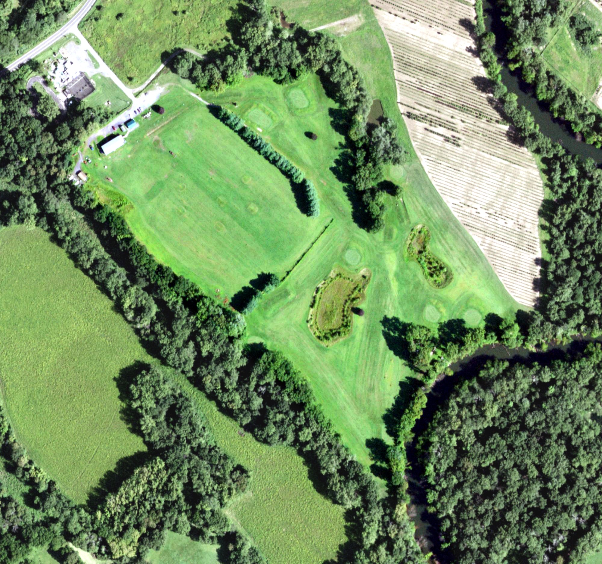 Aerial view of Alapaha Golf Link & Driving Range, NY