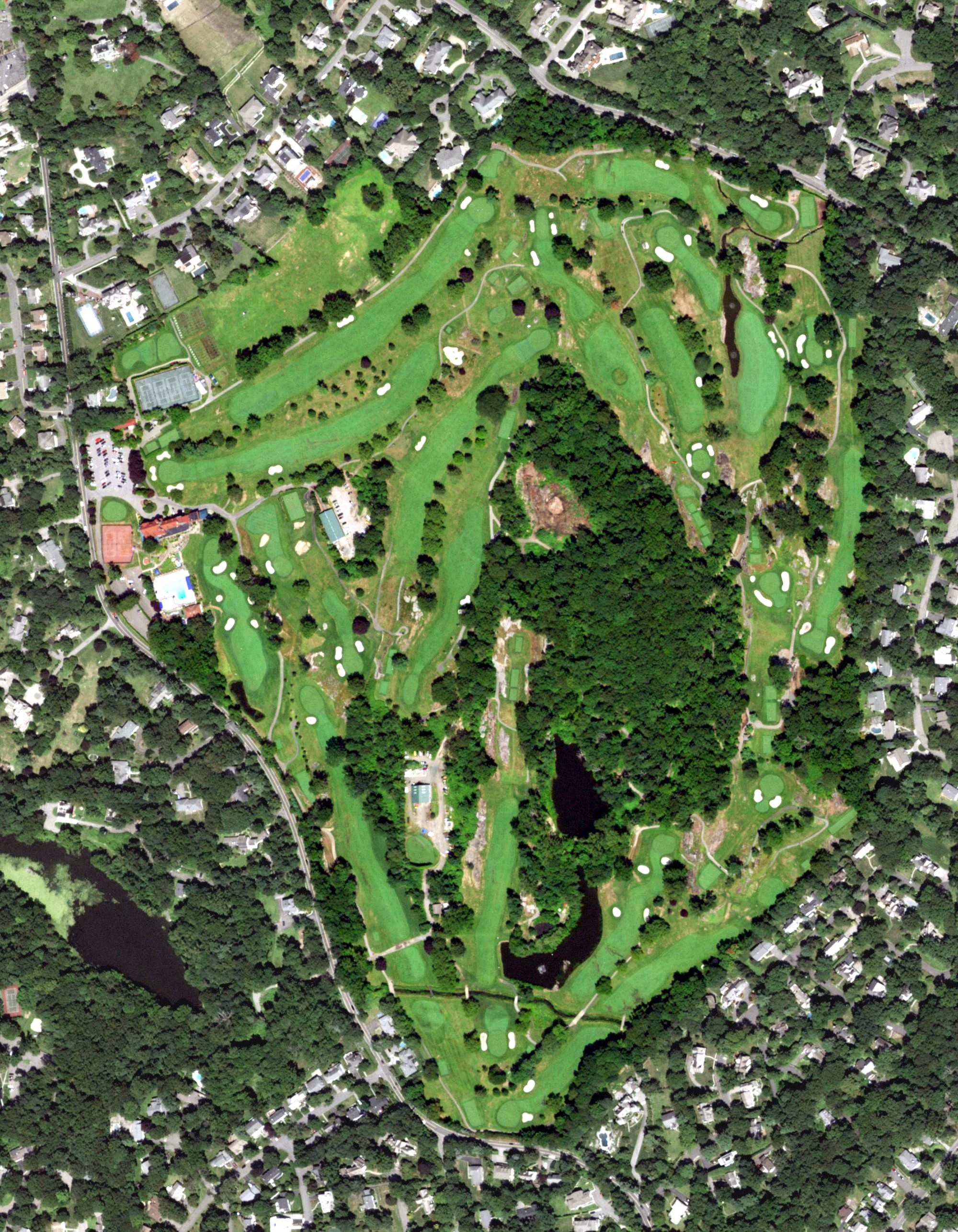 Aerial view of Bonnie Briar Country Club, NY