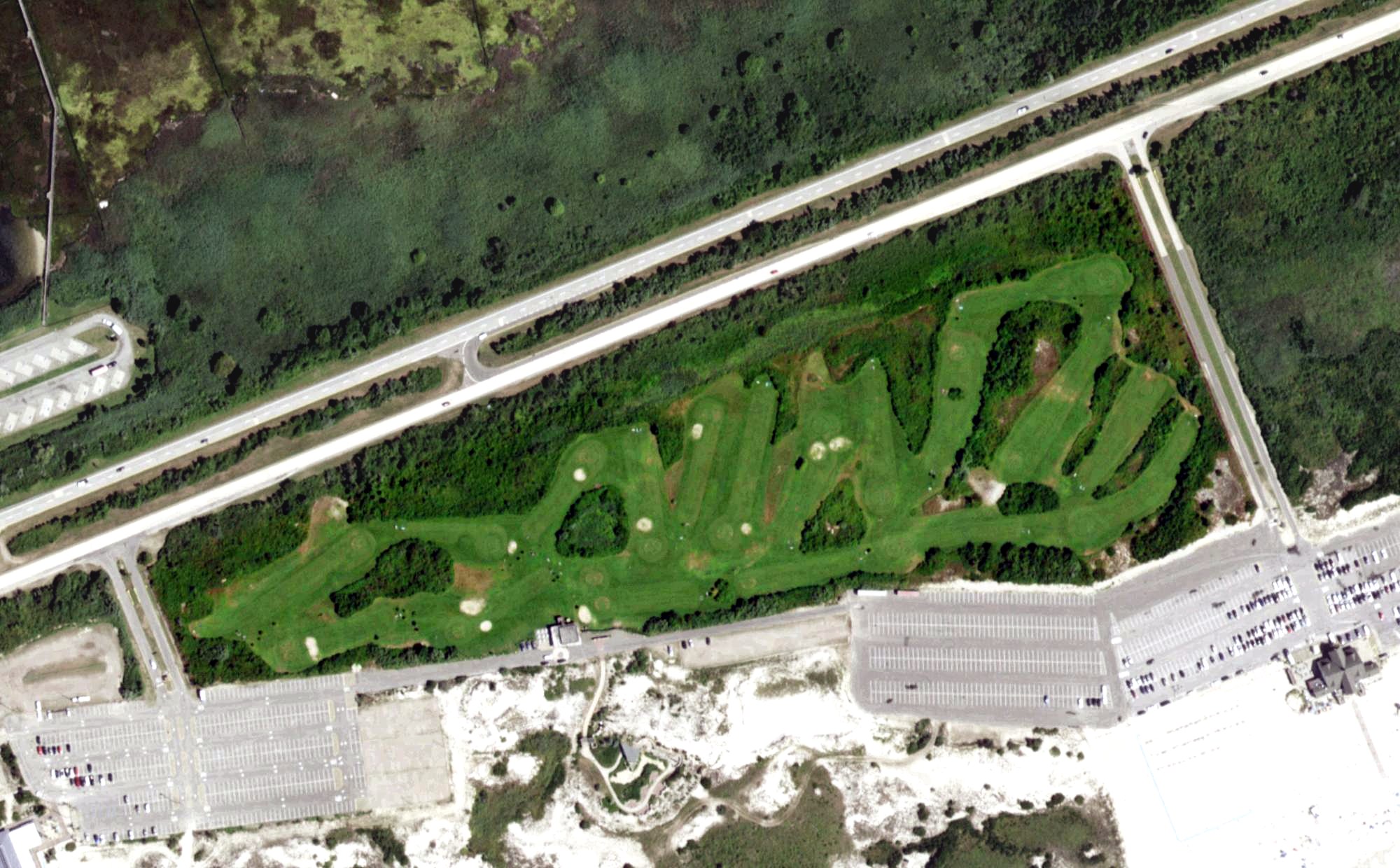 Aerial view of Cedar Beach Golf & Disc Golf Course, NY