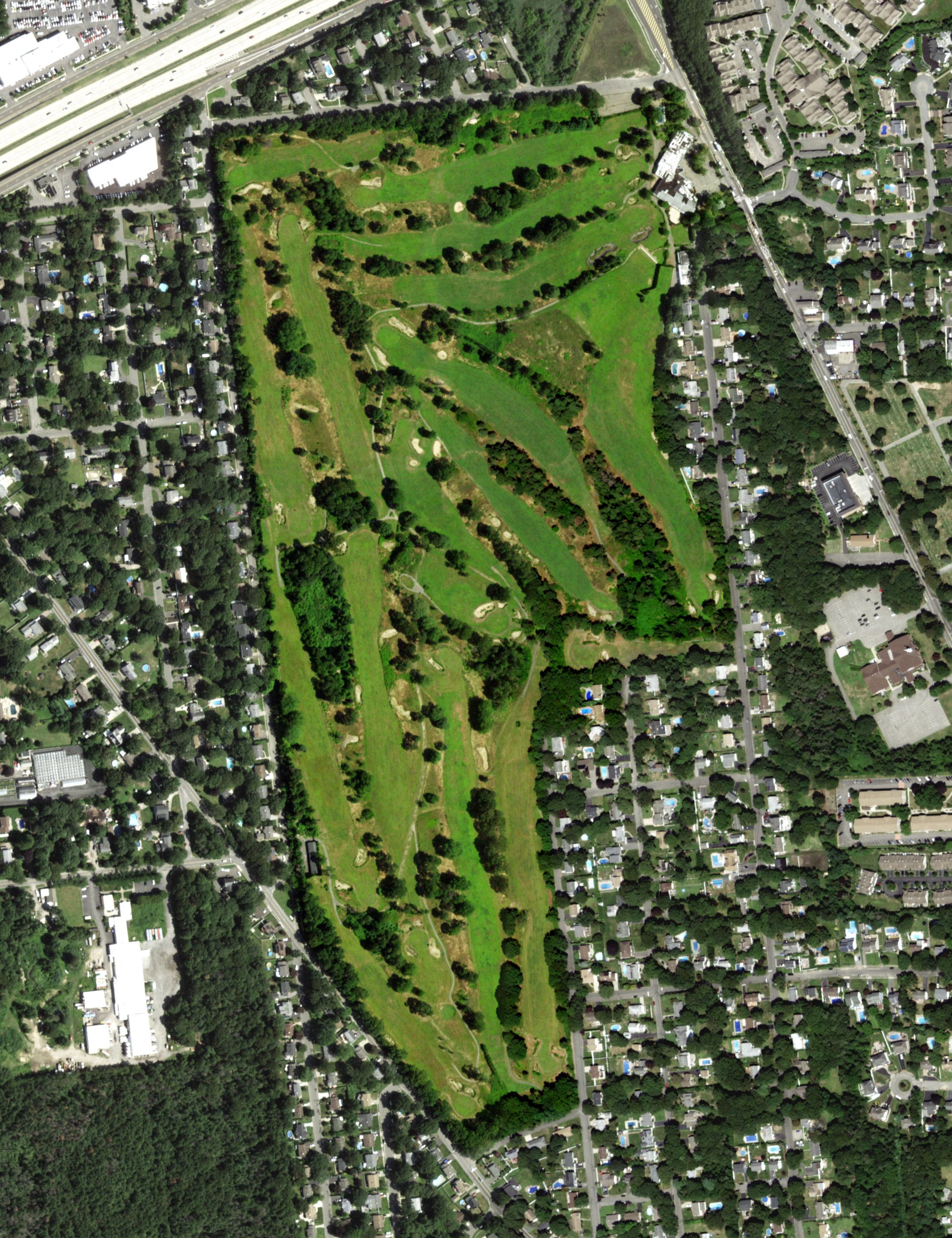 Aerial view of Island Hills Country Club, NY