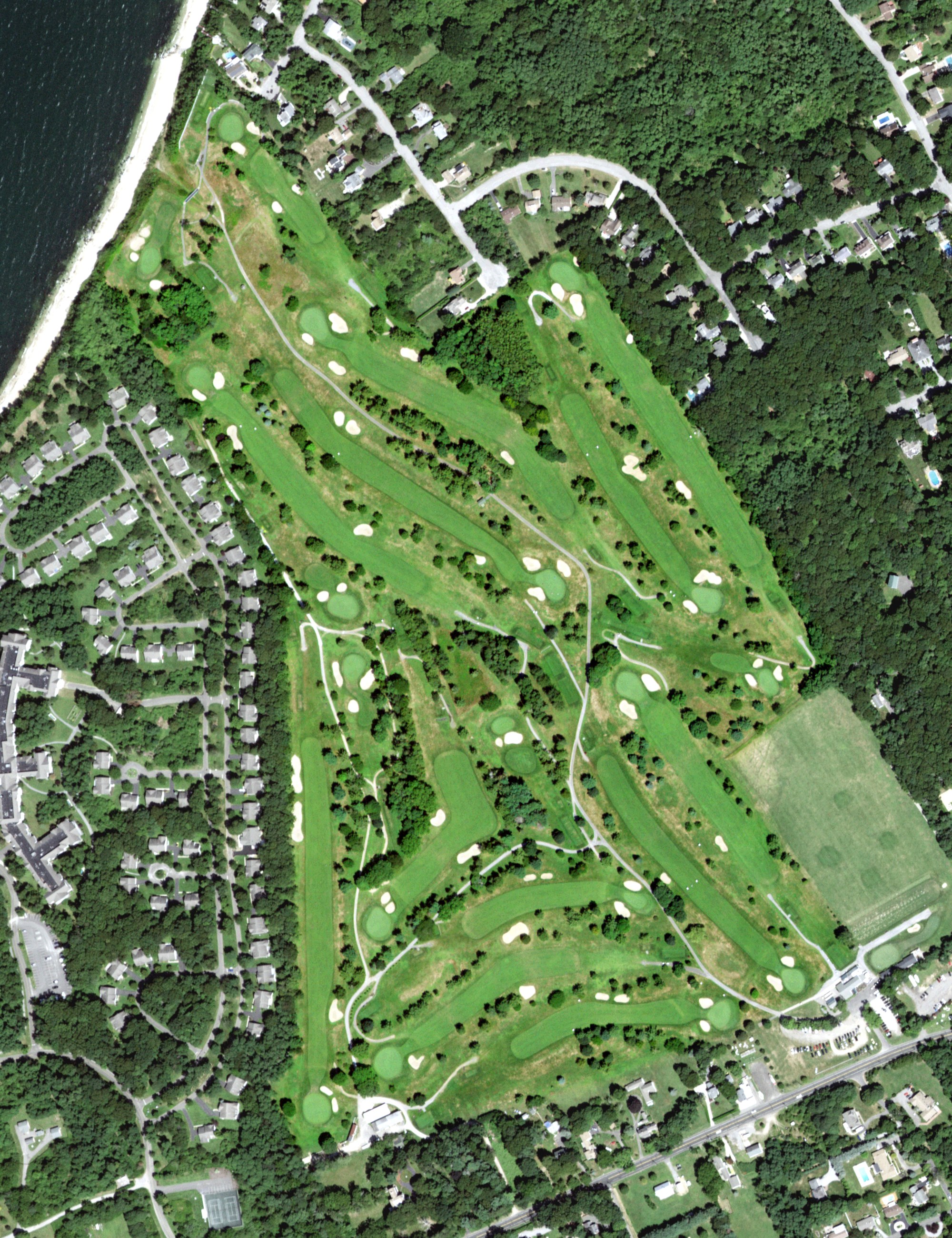 Aerial view of Island's End Golf & Country Club, NY