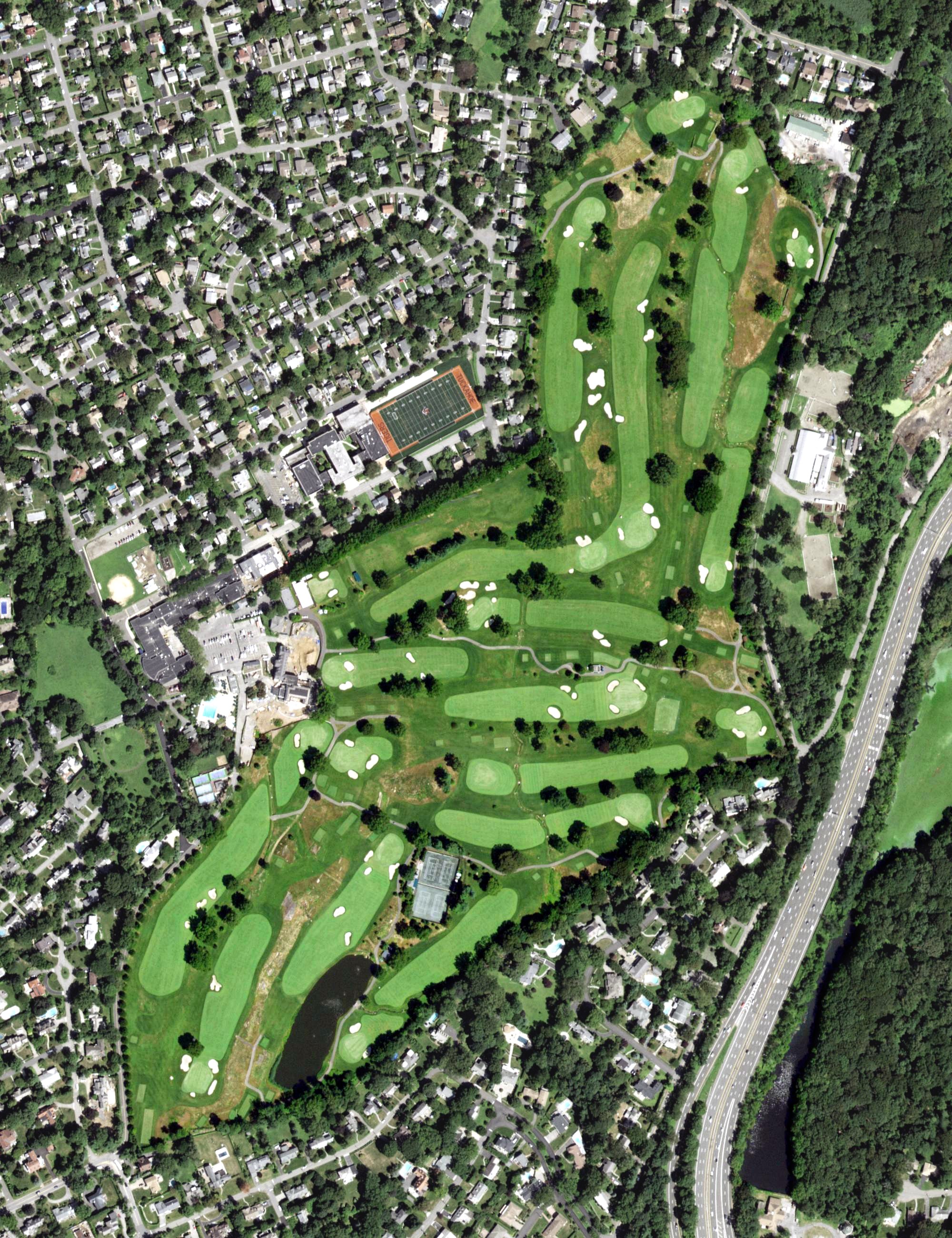 Aerial view of Siwanoy Country Club, NY