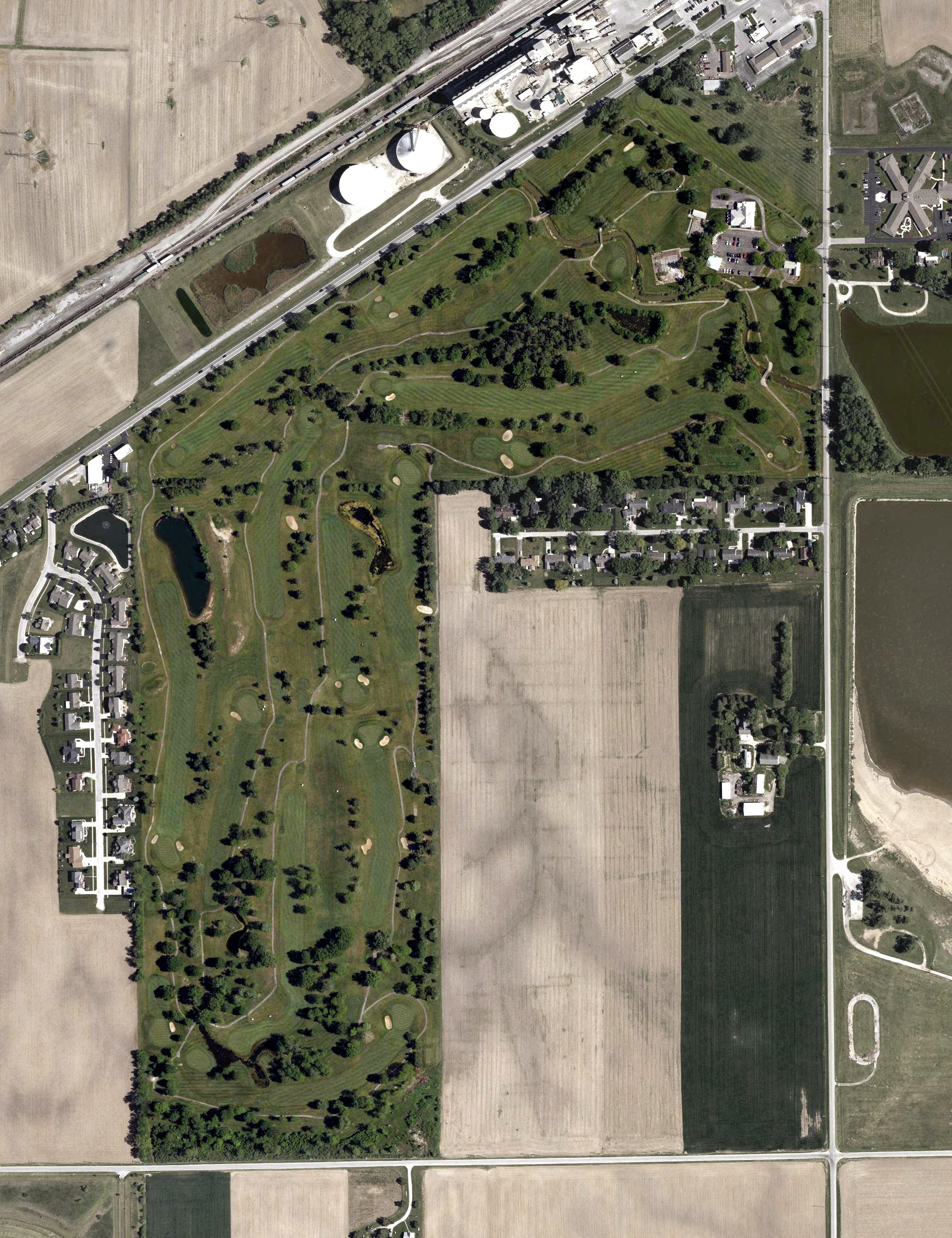 Aerial view of Fostoria Country Club, OH
