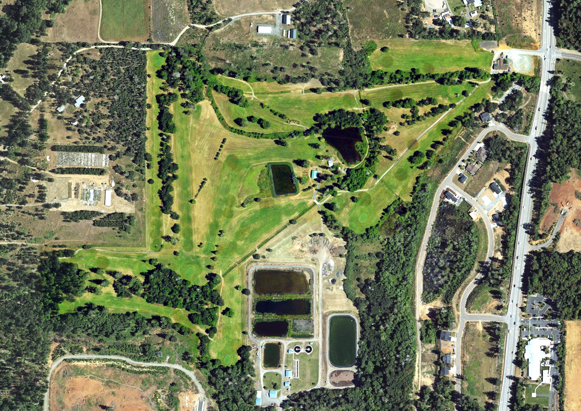 Aerial view of Illinois Valley Golf Club, OR