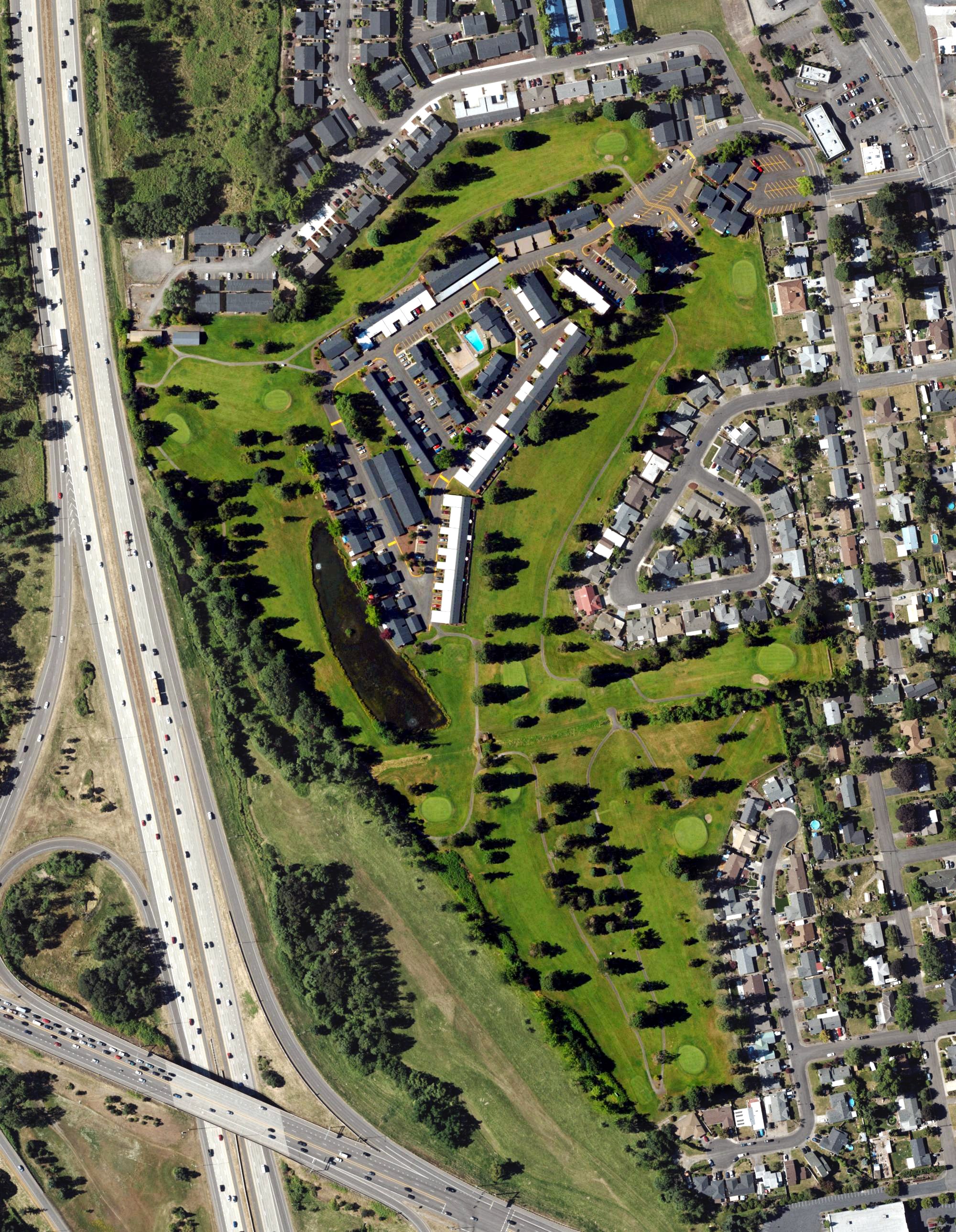 Aerial view of Meadowlawn Golf Course, OR