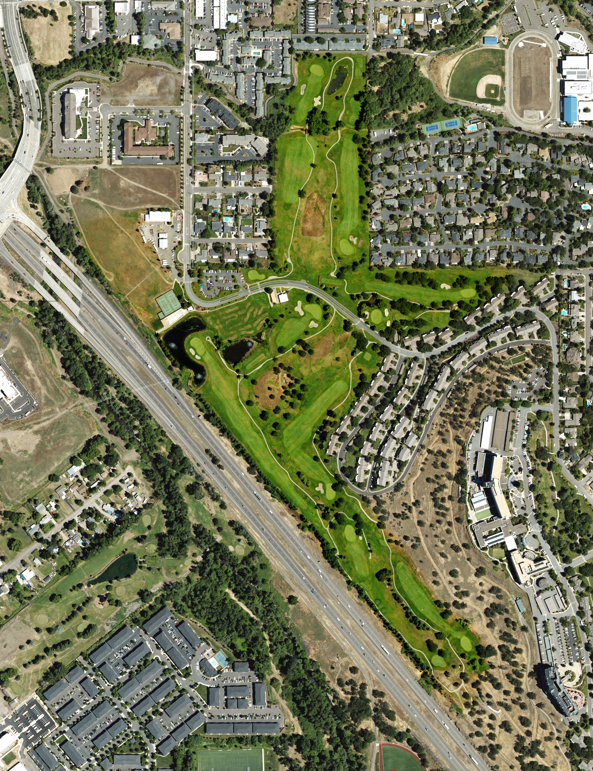 Aerial view of Quail Point Golf Course, OR