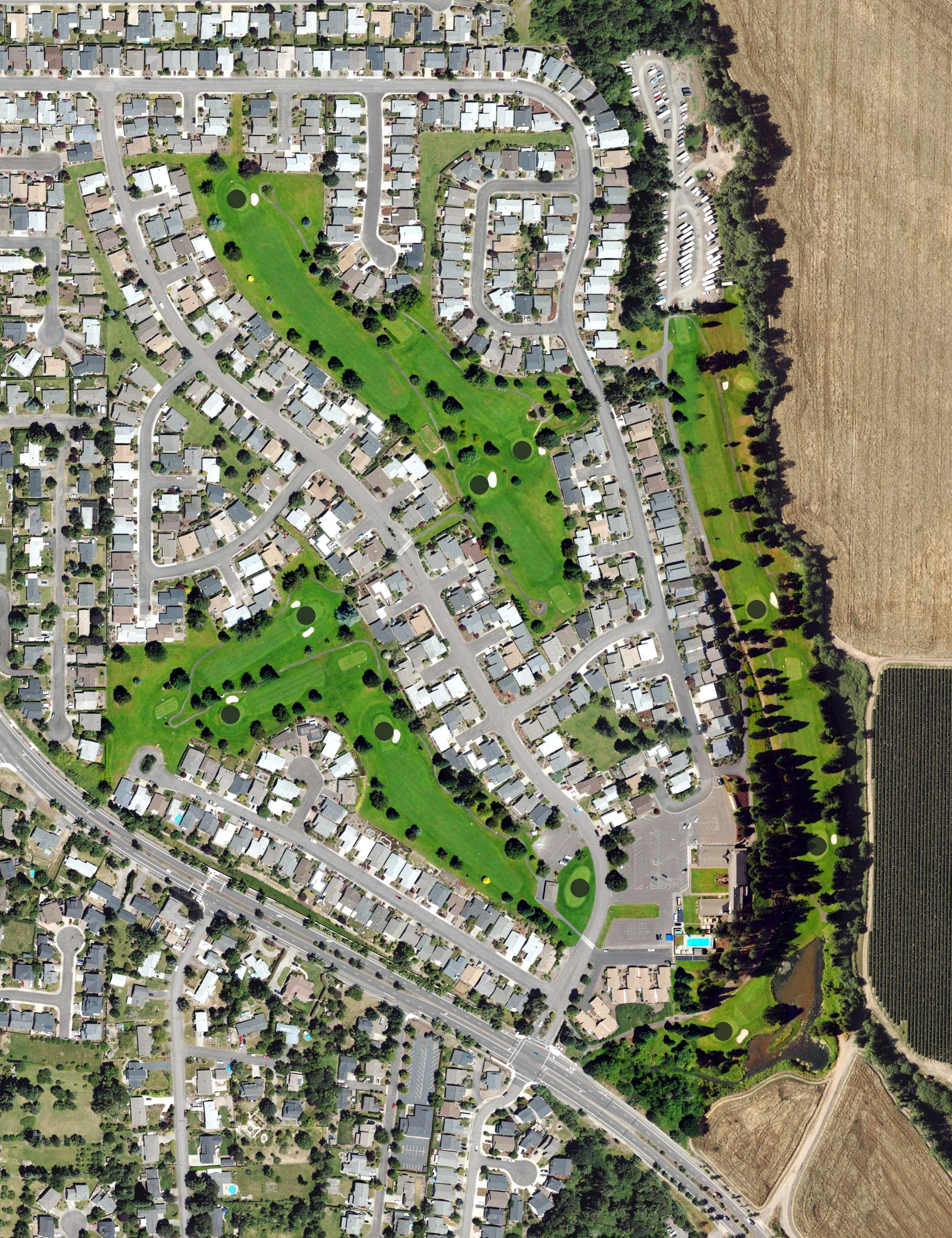 Aerial view of Salemtowne Golf Course, OR
