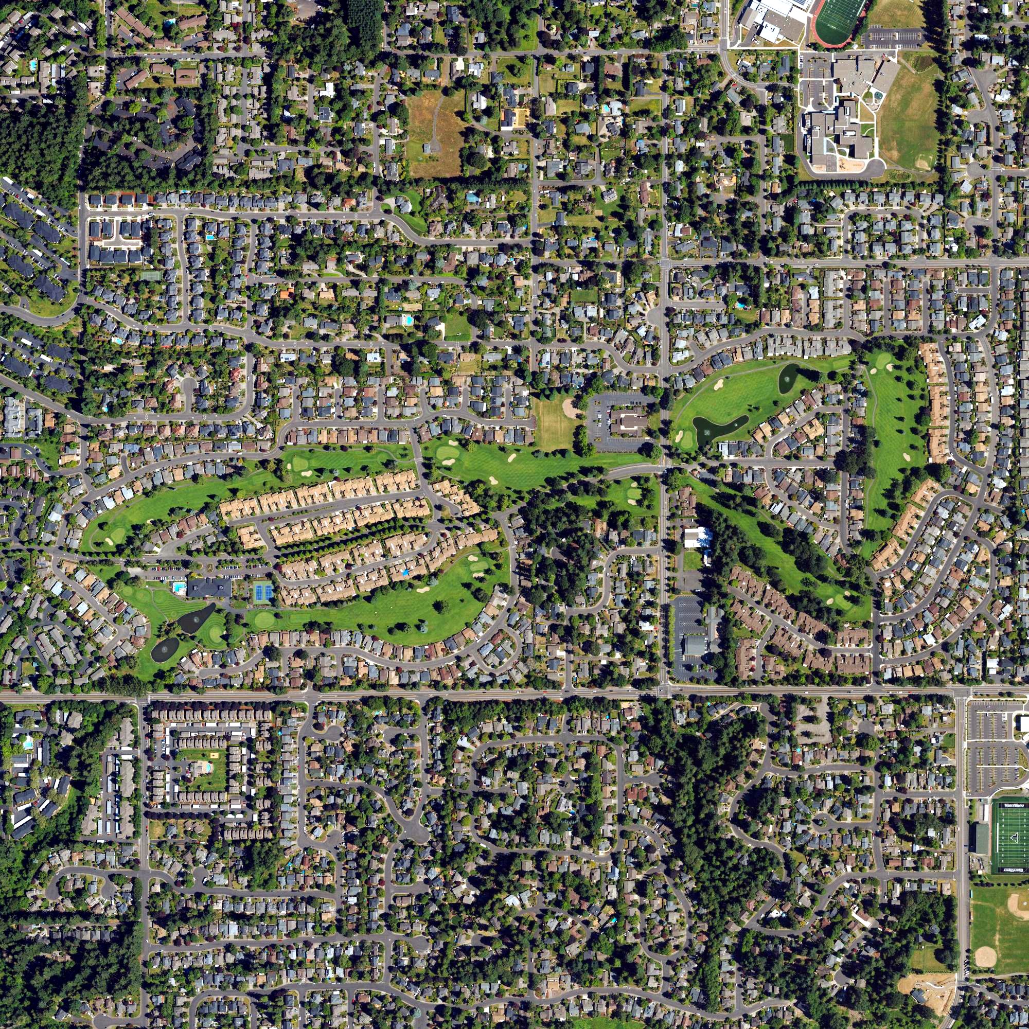 Aerial view of Summerfield Golf Course, OR