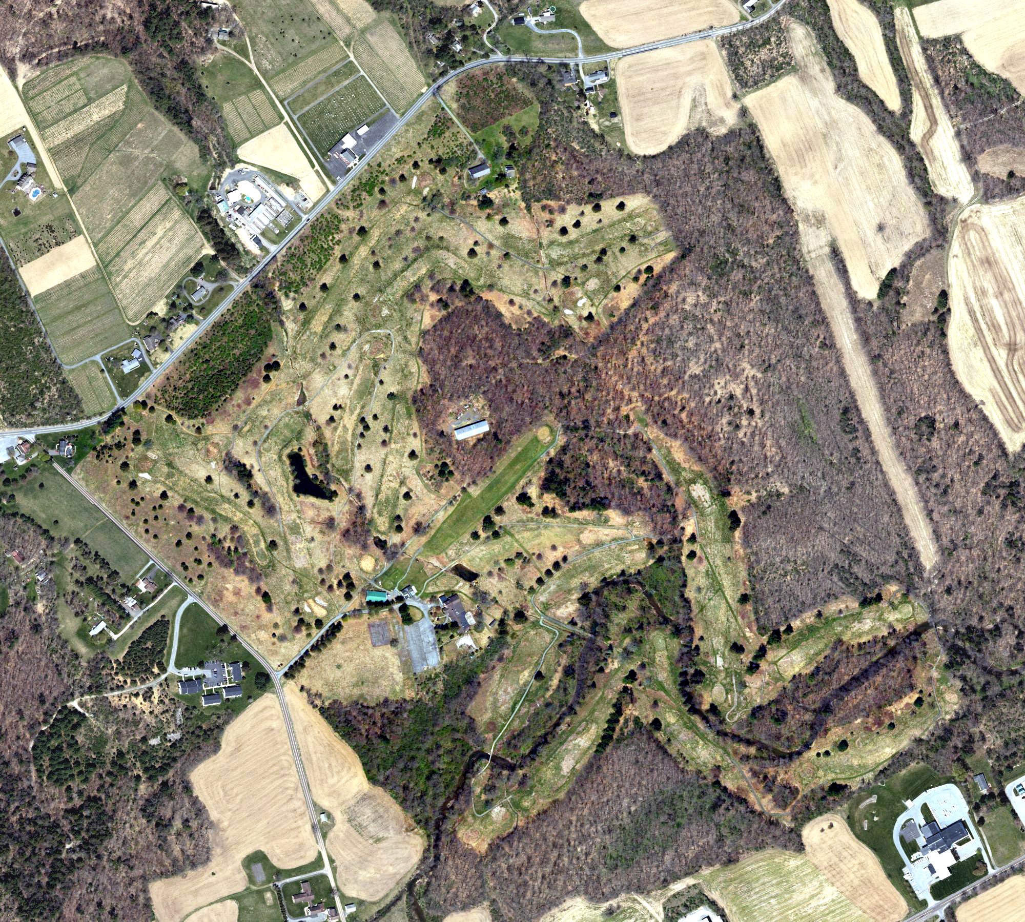Aerial view of Mahoning Valley Country Club, PA