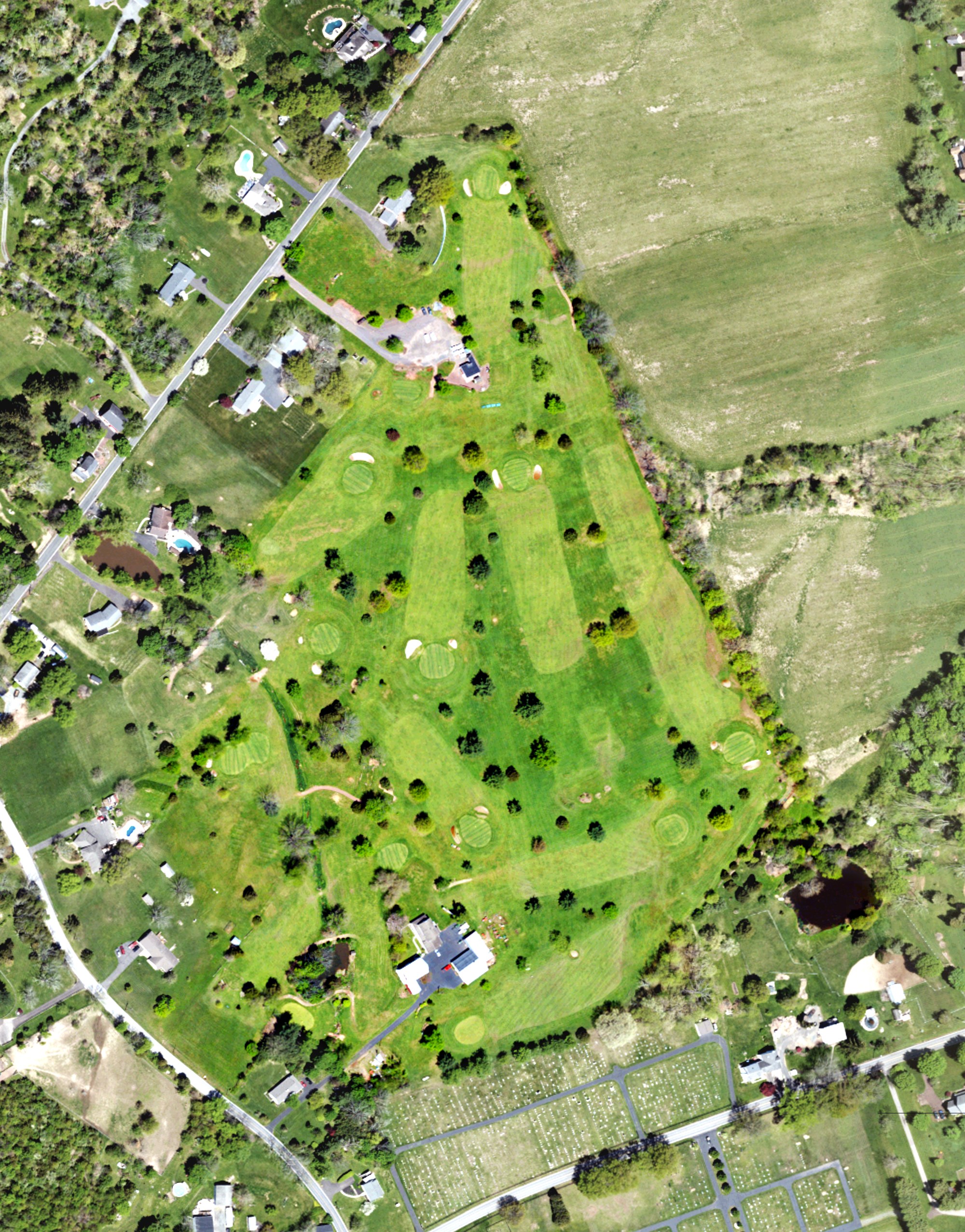 Aerial view of Rolling Turf Golf Course, PA