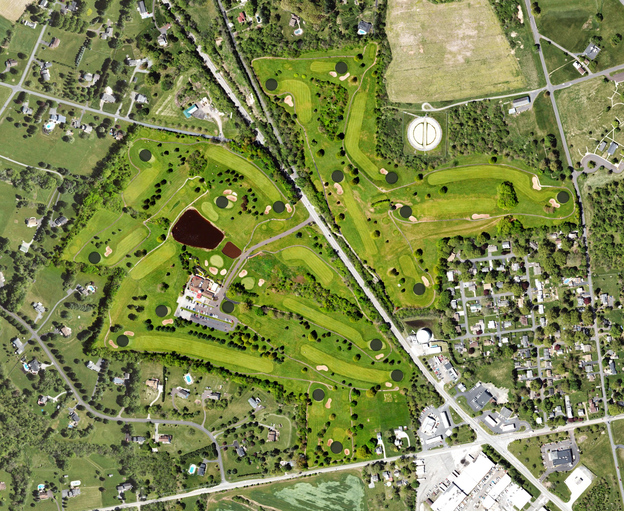 Aerial view of Spring Hollow Golf Club, PA