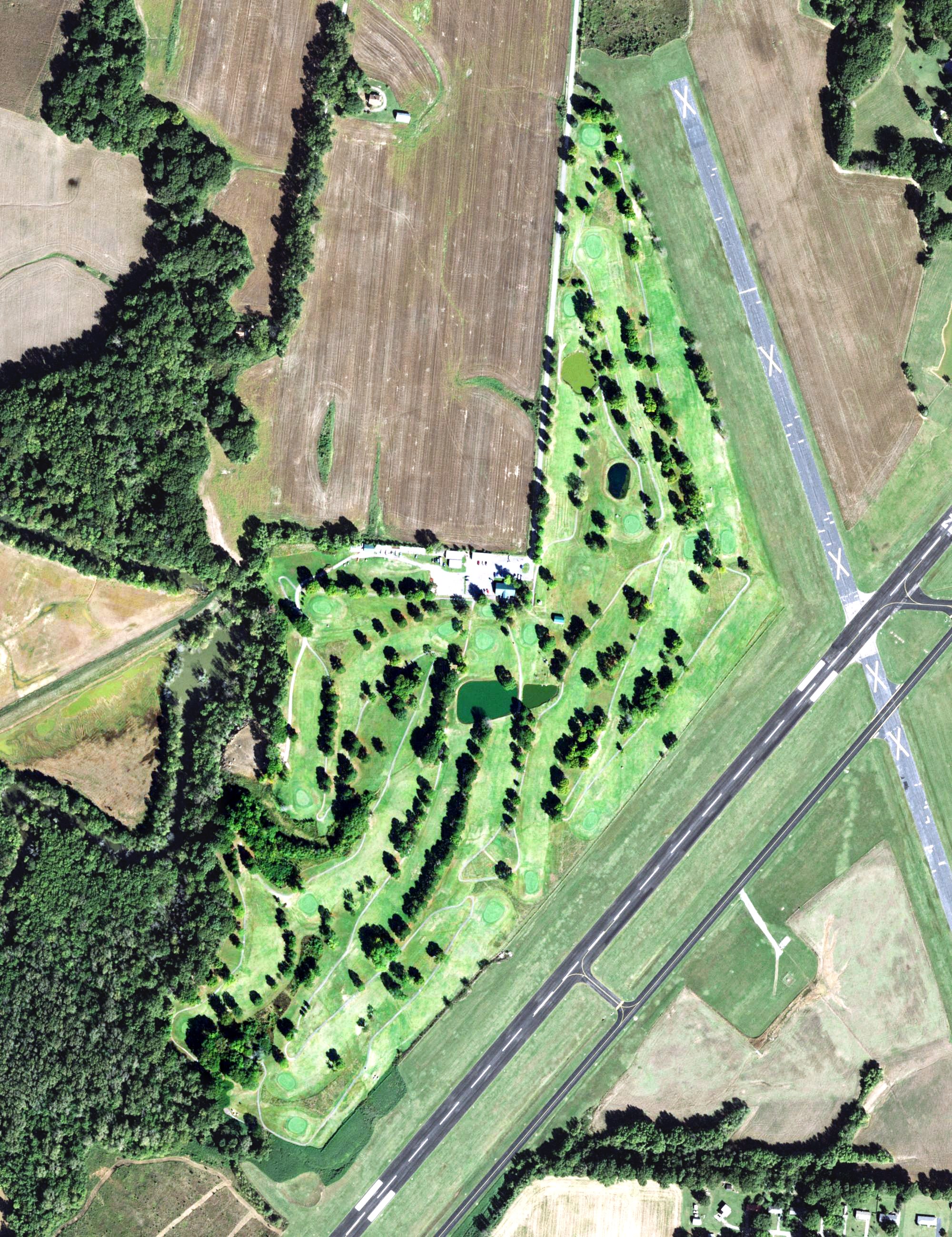 Aerial view of Dyersburg Municipal Golf Course, TN