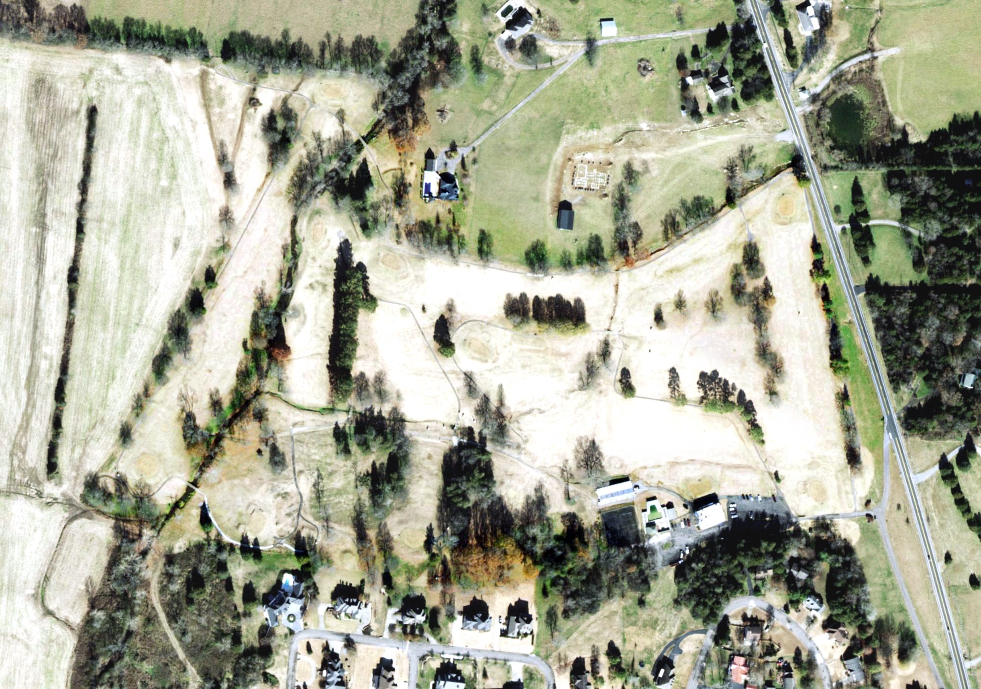 Aerial view of Fayetteville Golf and Country Club, TN
