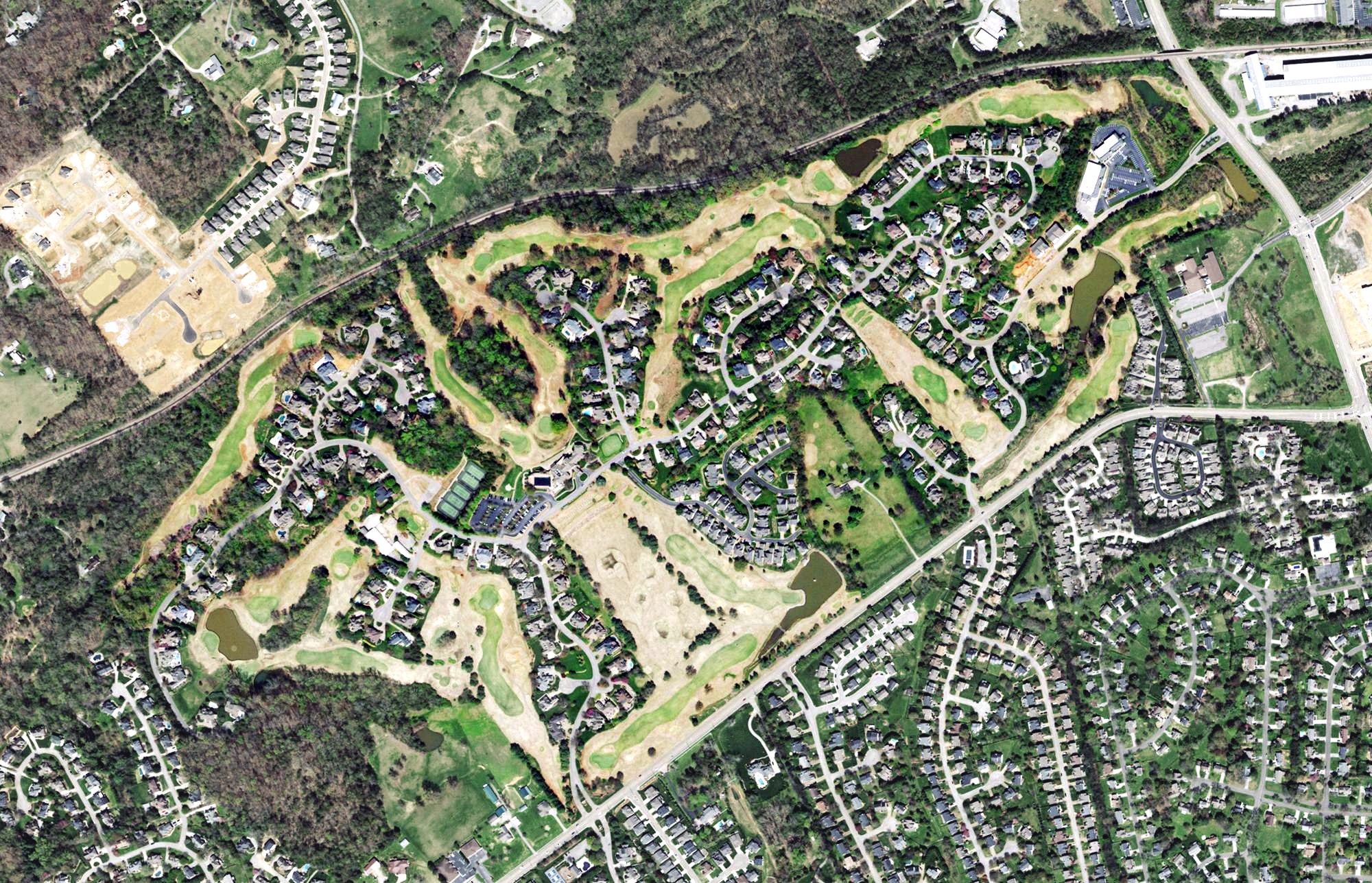 Aerial view of Gettysvue Golf & Country Club, TN