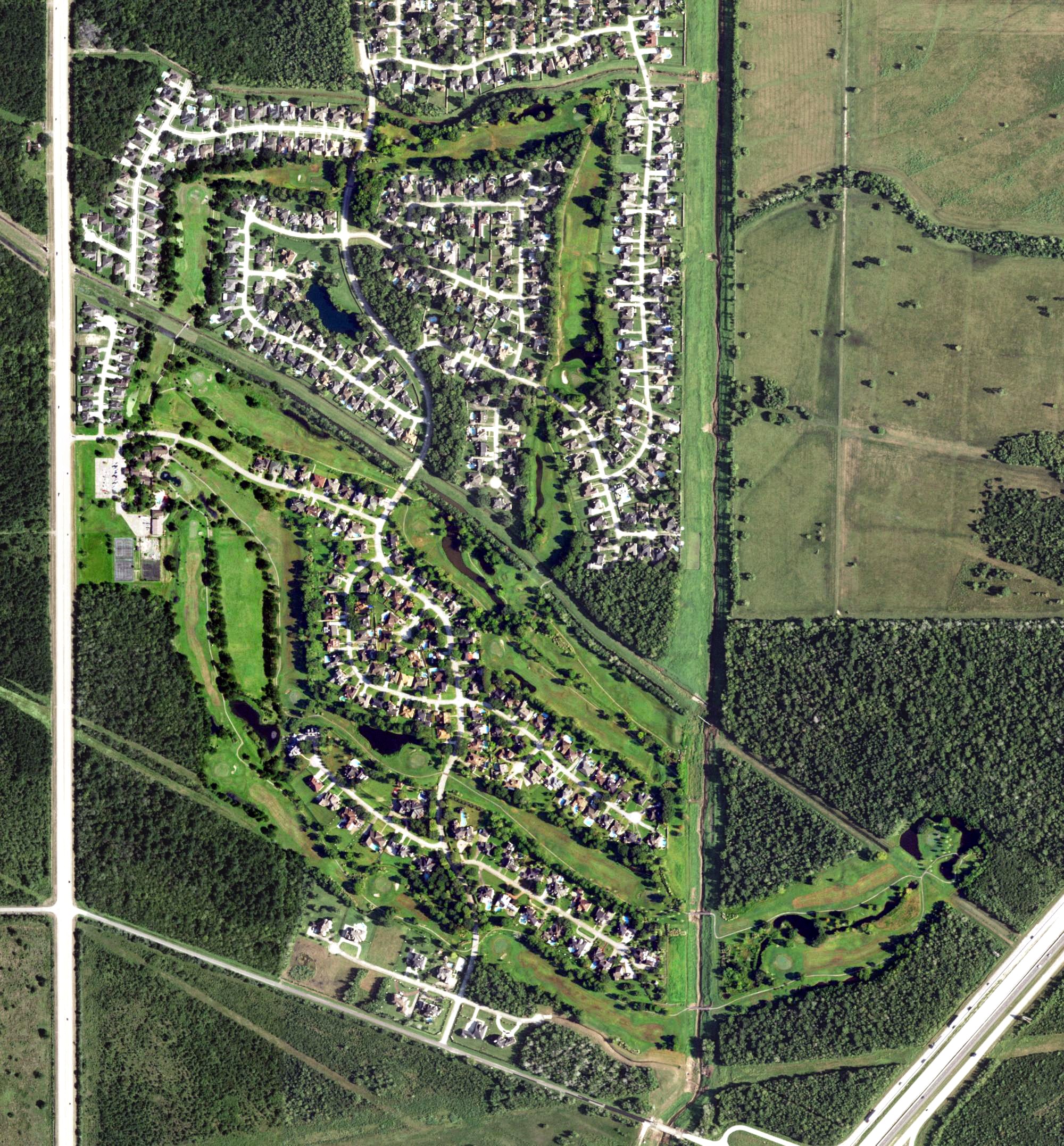 Aerial view of Brentwood Country Club, TX