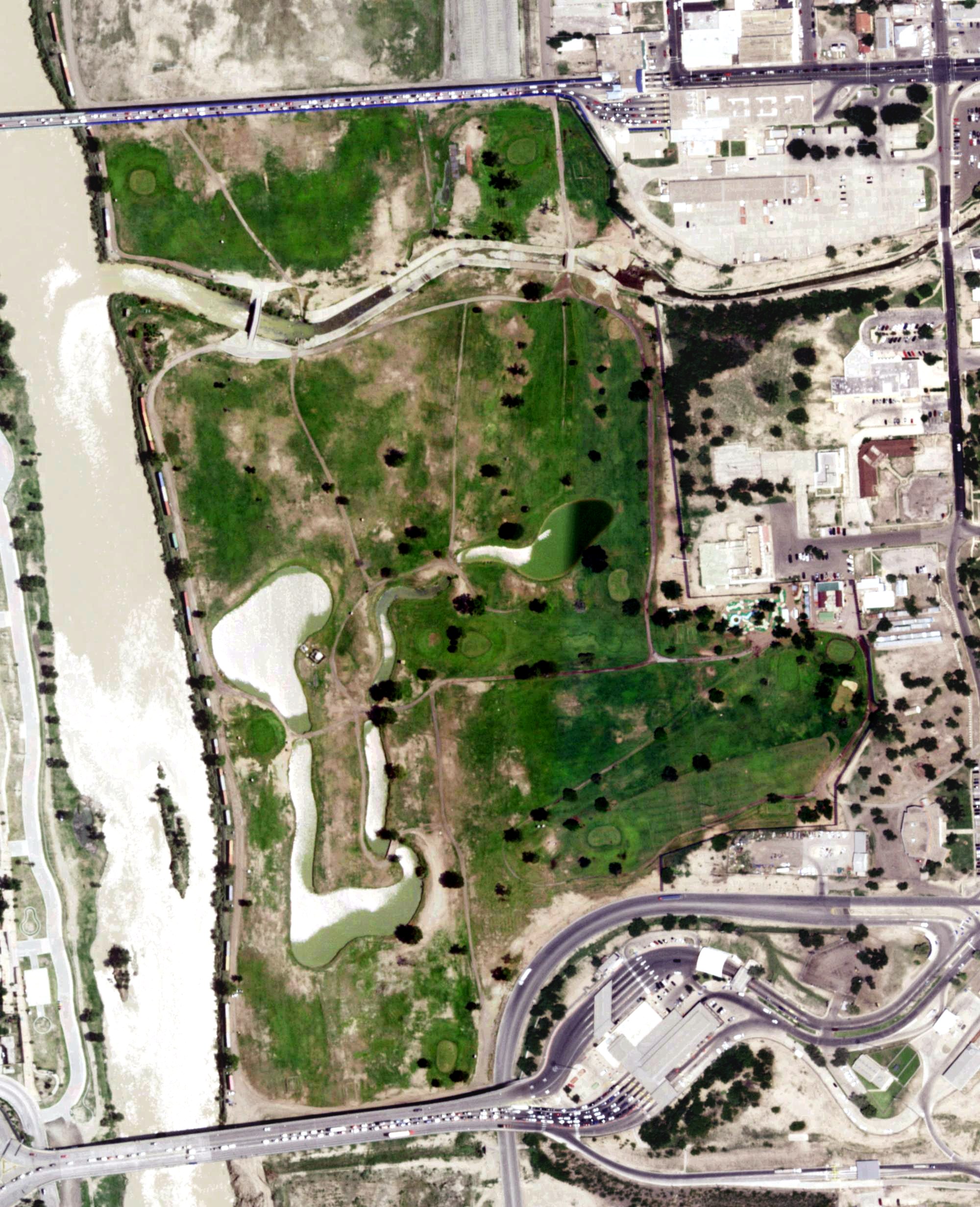 Aerial view of Eagle Pass Golf Course, TX