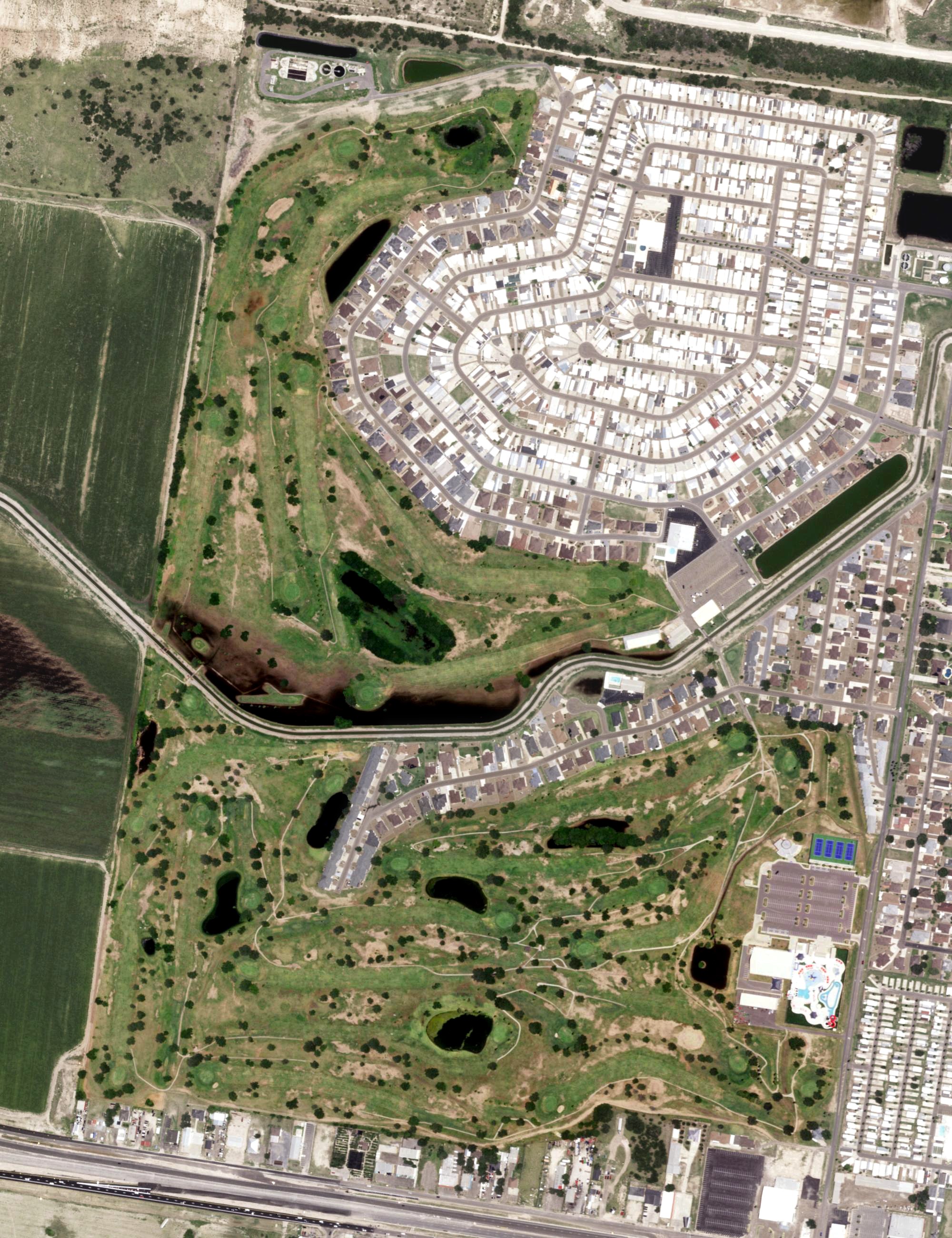 Aerial view of Howling Trails Golf Course, TX