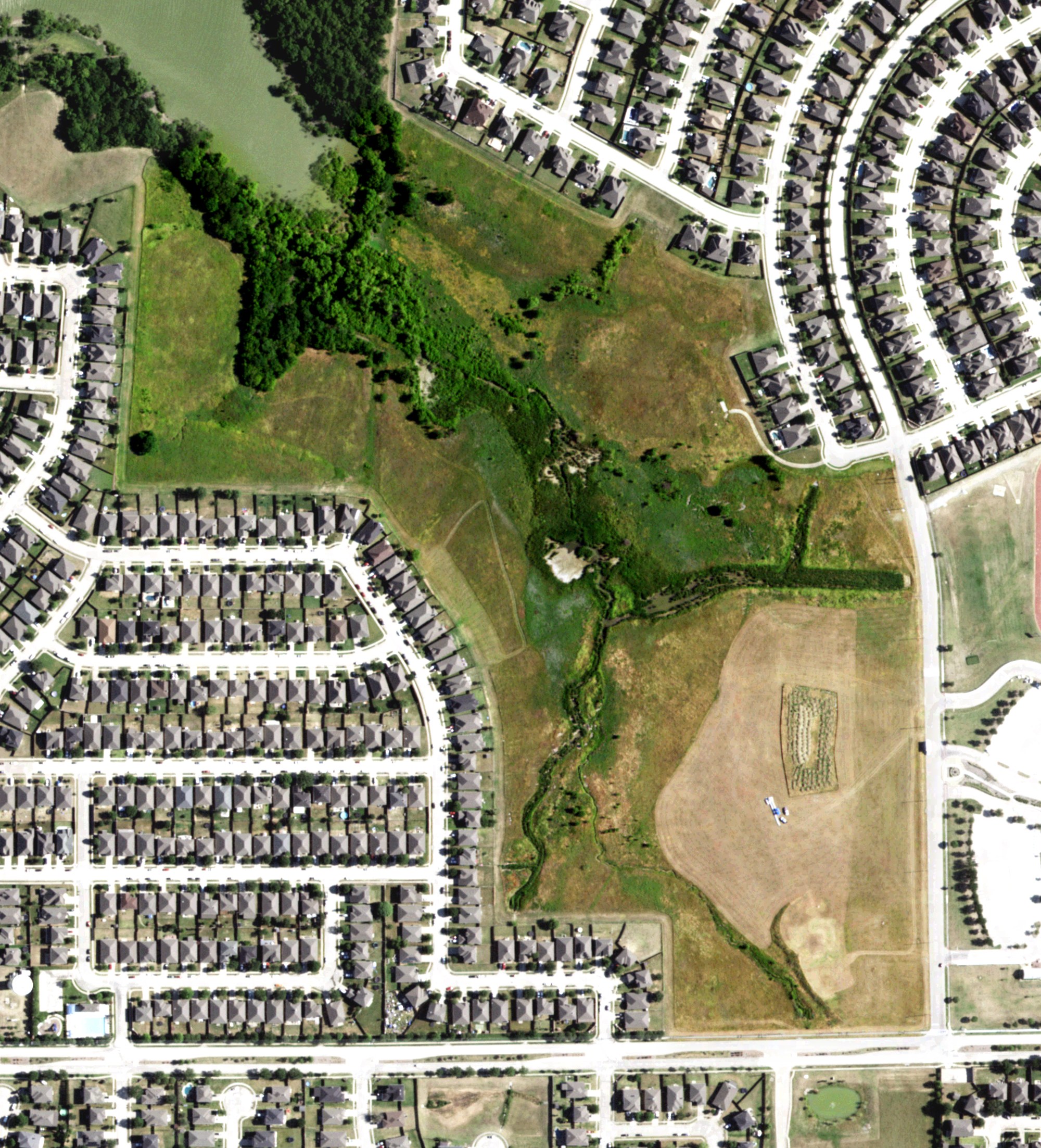 Aerial view of LEHS Golfing, TX
