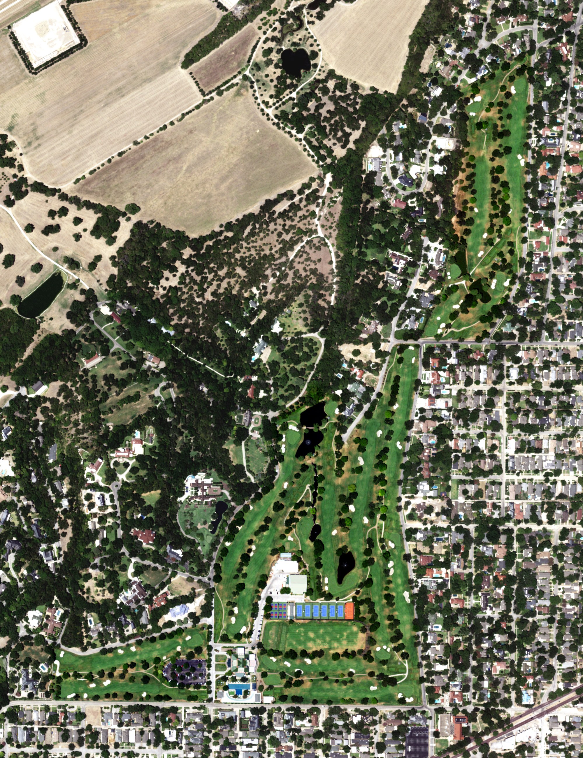 Aerial view of River Crest Country Club, TX