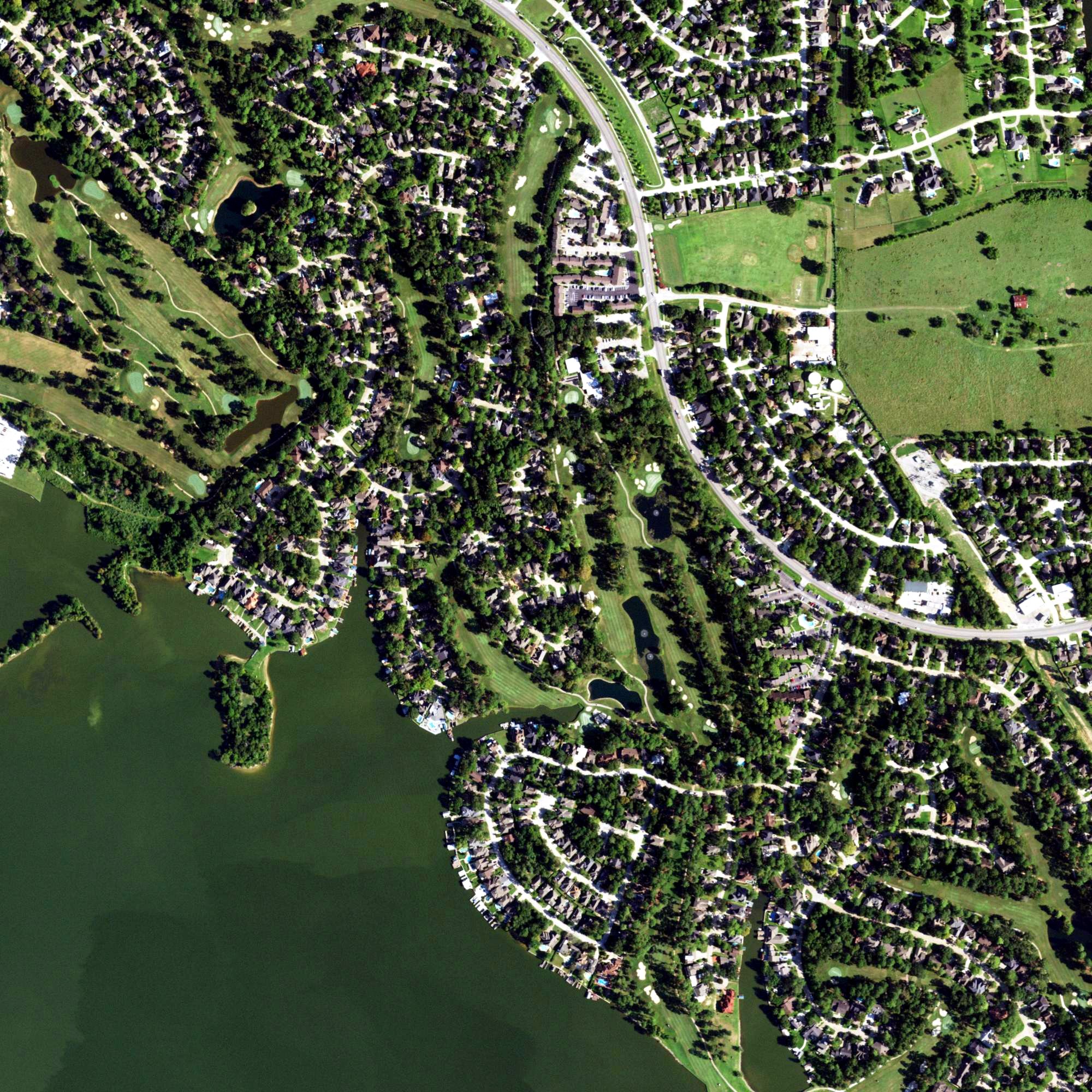Aerial view of Walden on Lake Conroe, TX